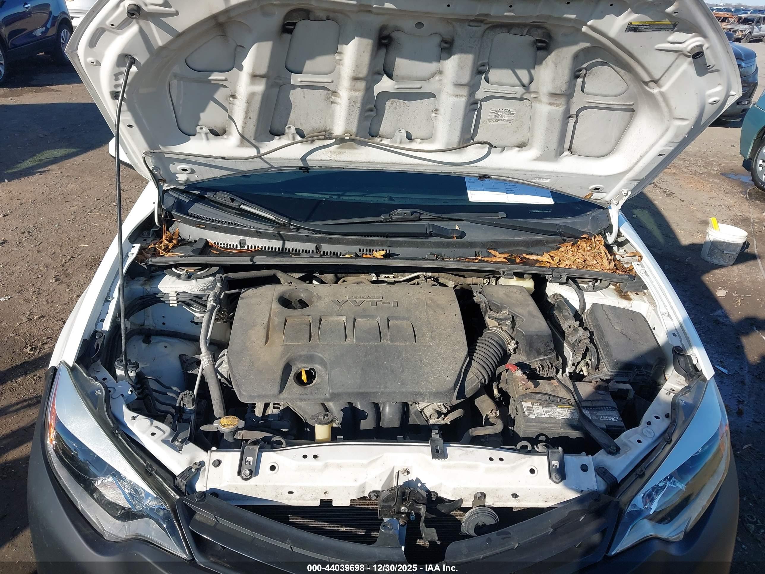 TOYOTA COROLLA image 10