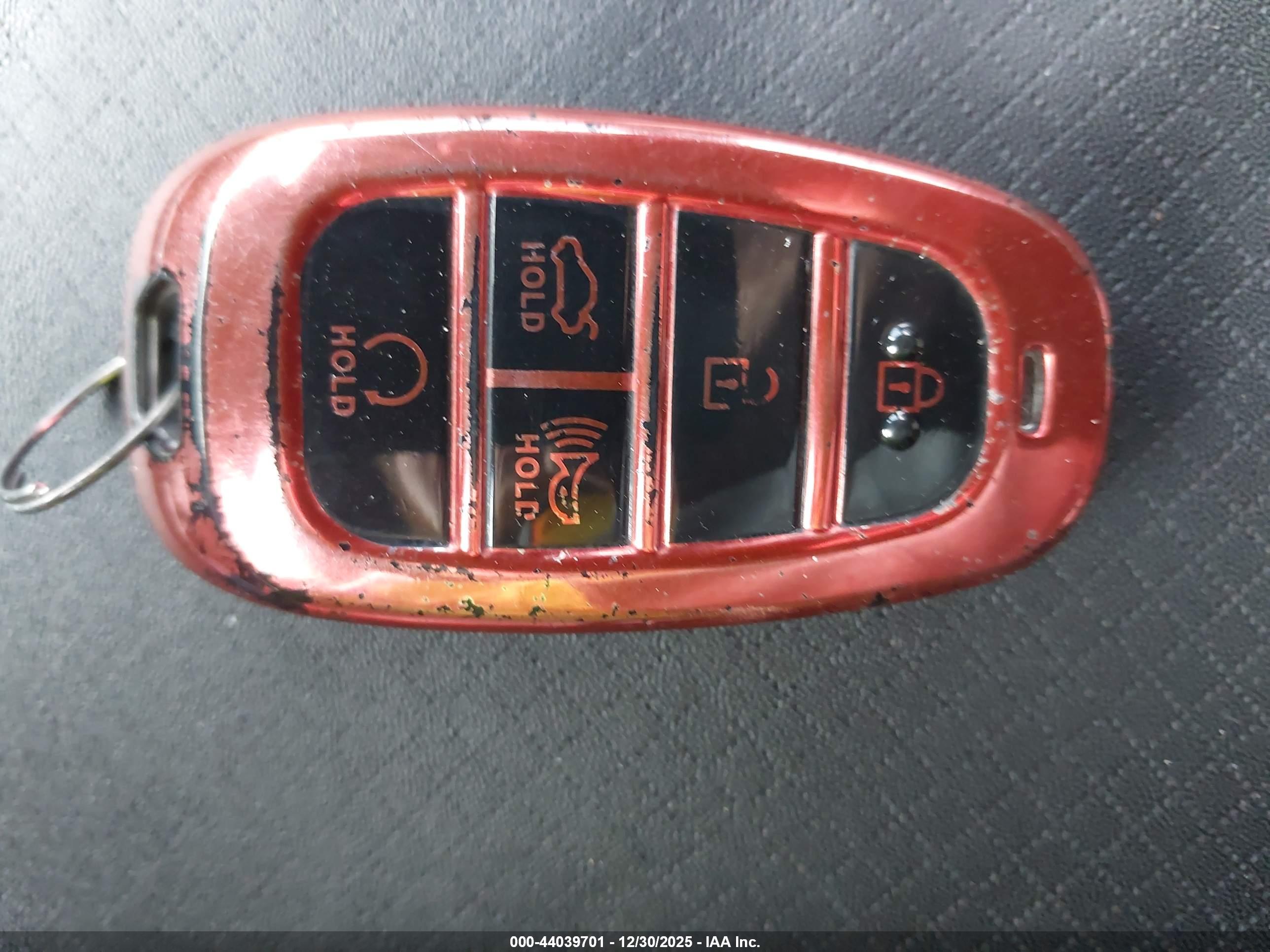 HYUNDAI SANTA image 11