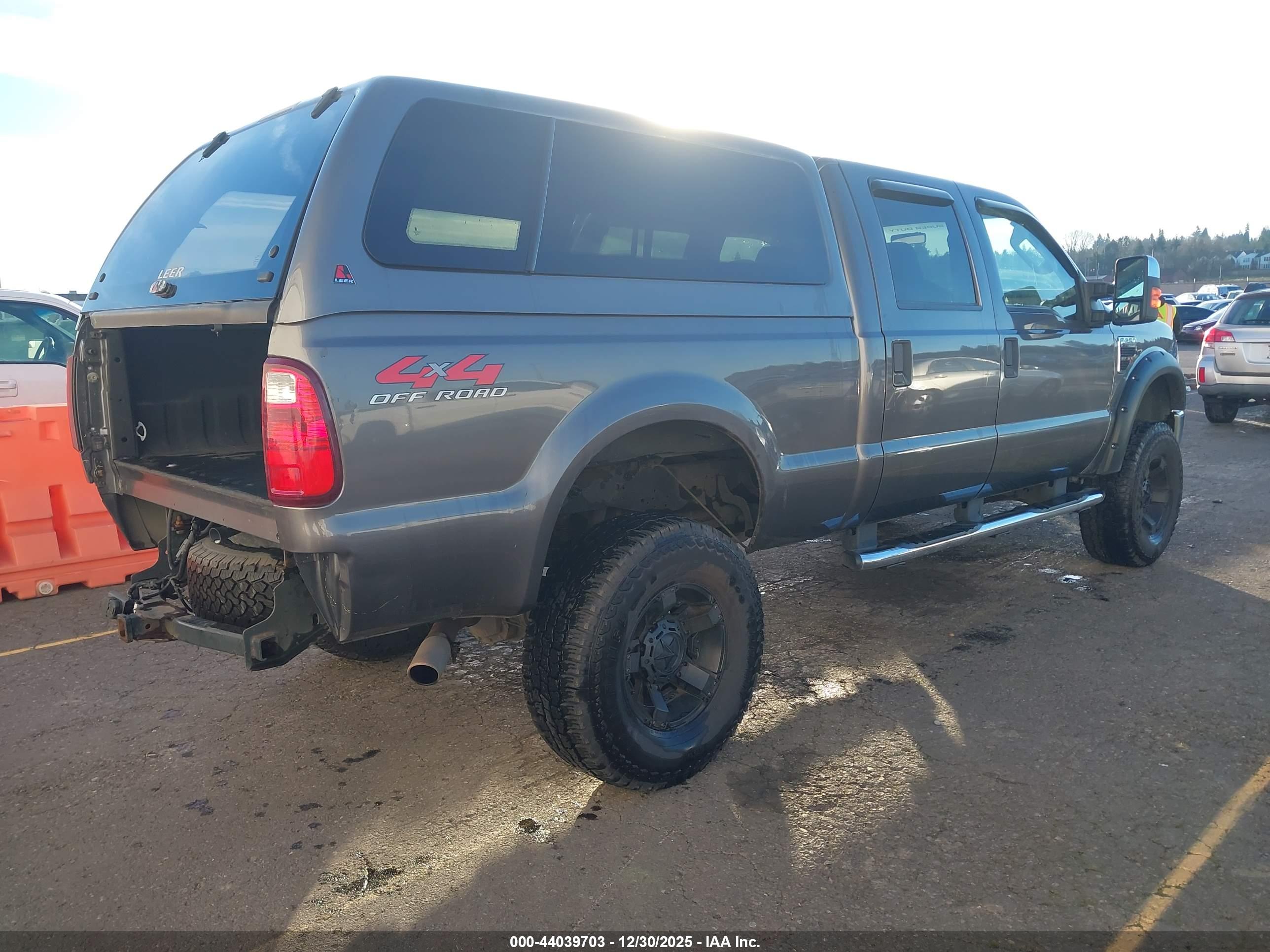 FORD F-250 image 4