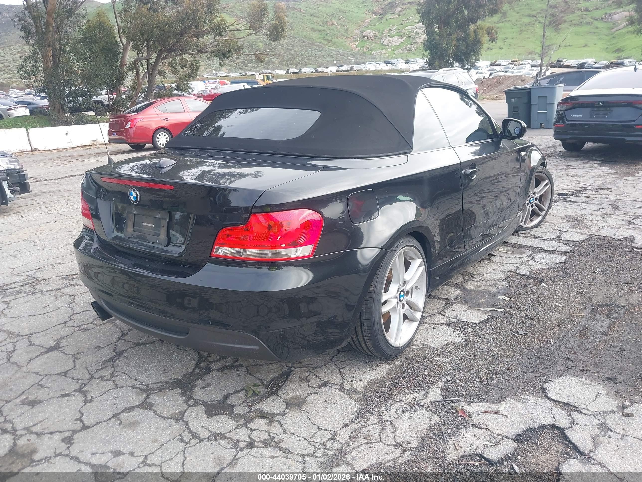 BMW 135I image 4