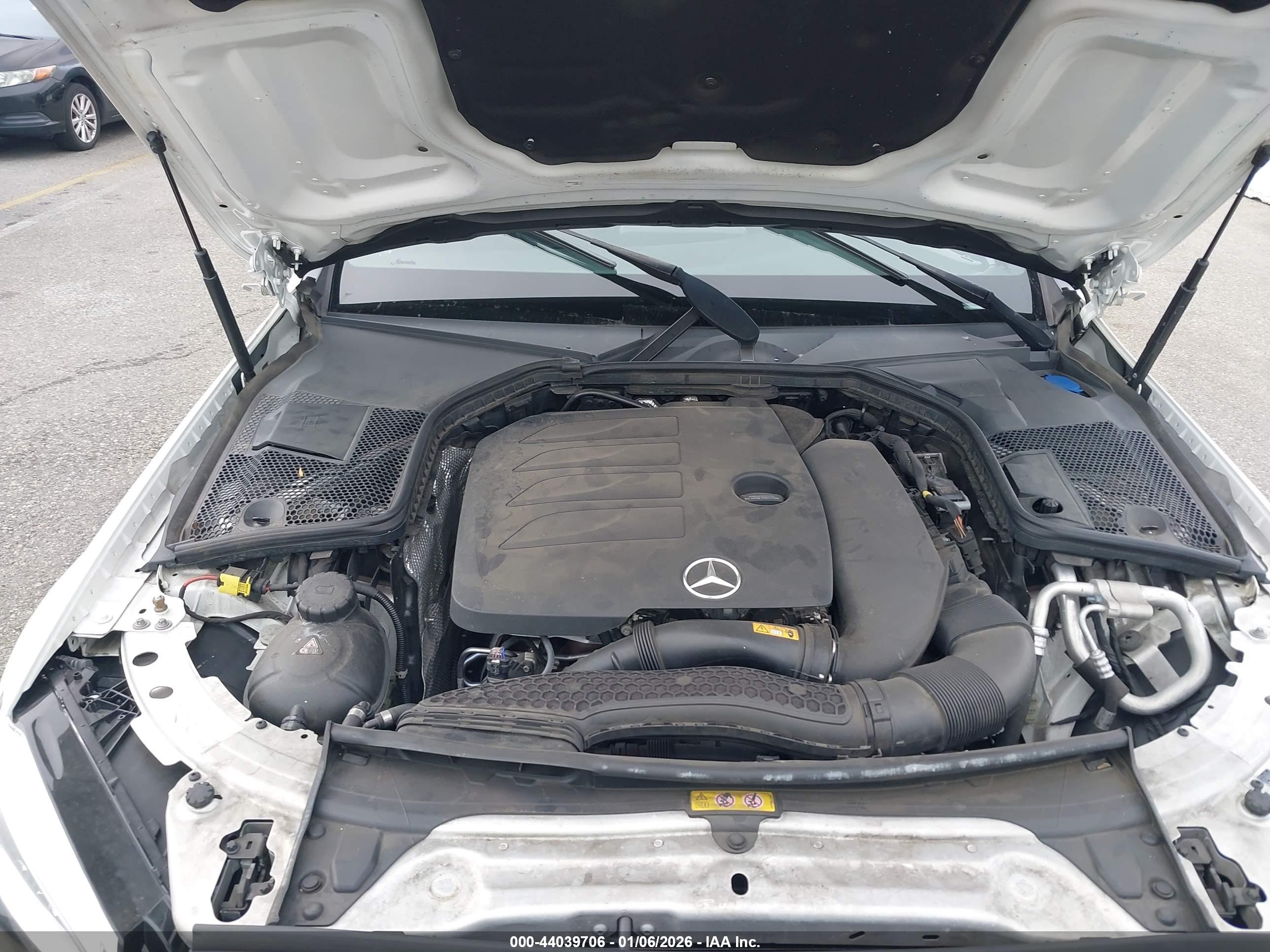 MERCEDES-BENZ C image 10