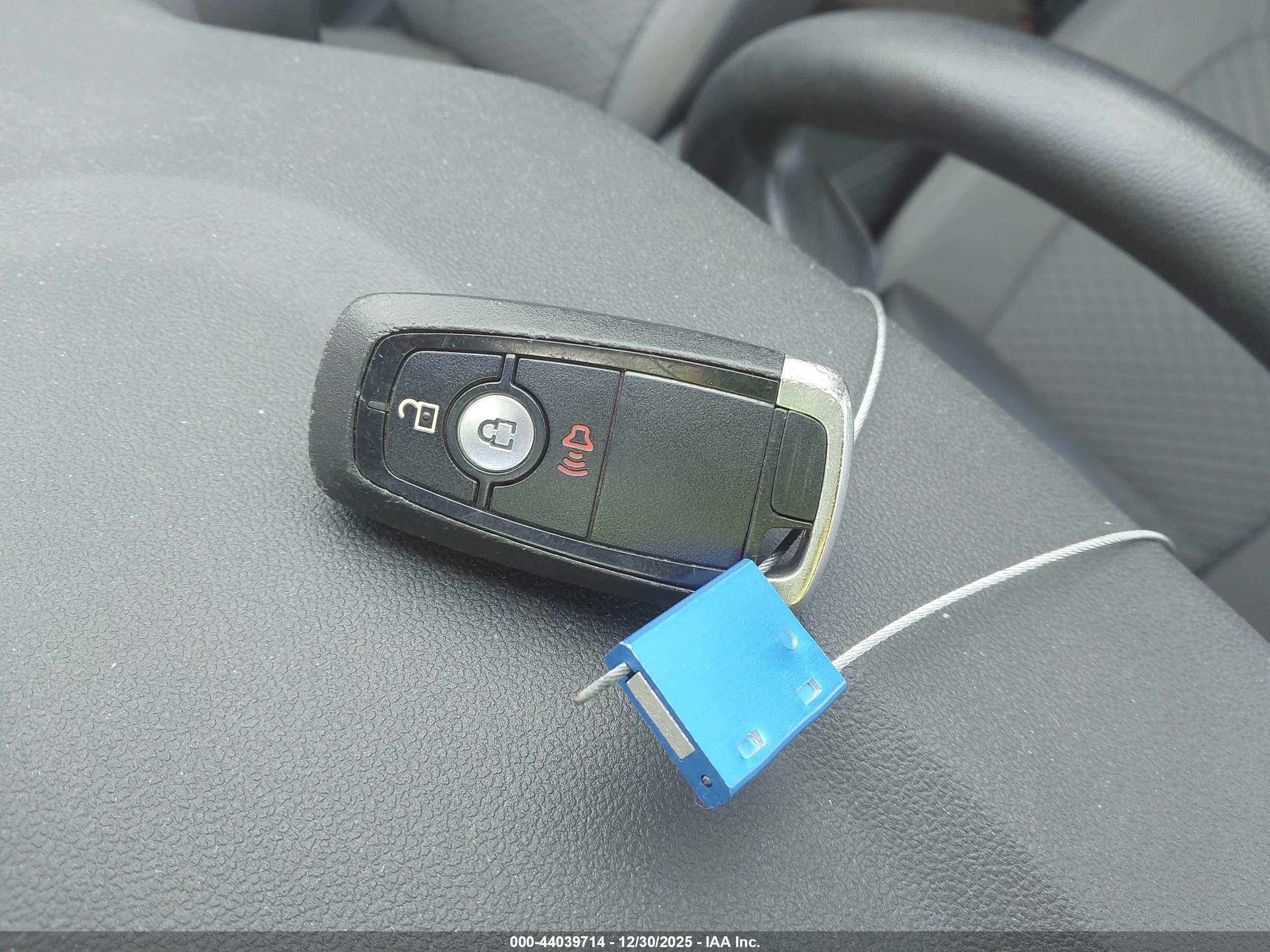 FORD ESCAPE image 11