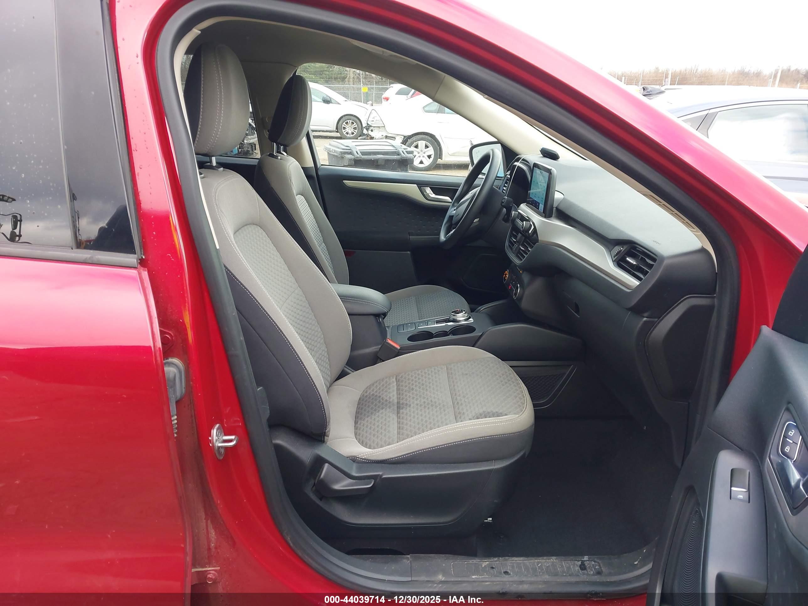 FORD ESCAPE image 5