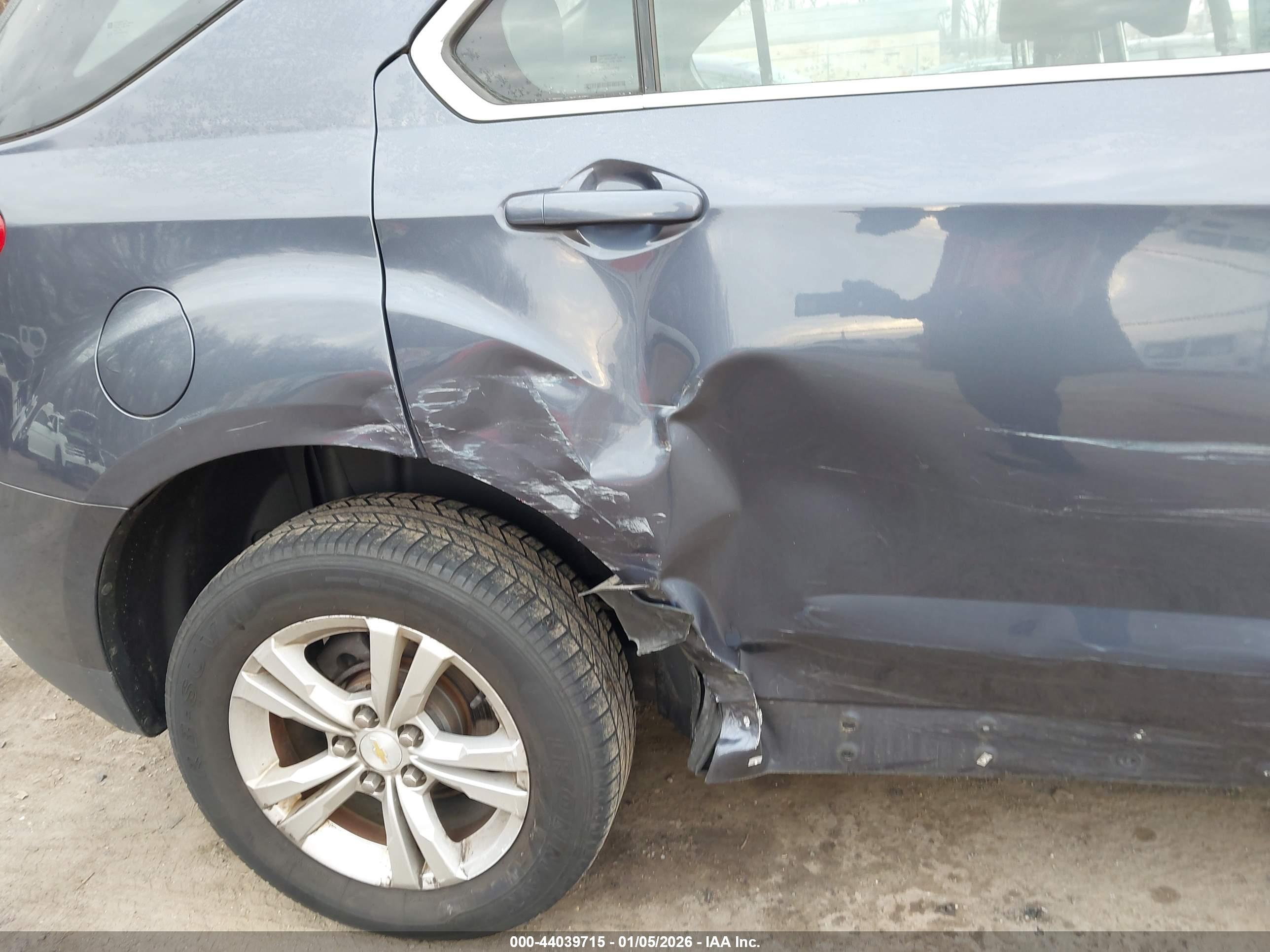 CHEVROLET EQUINOX image 6