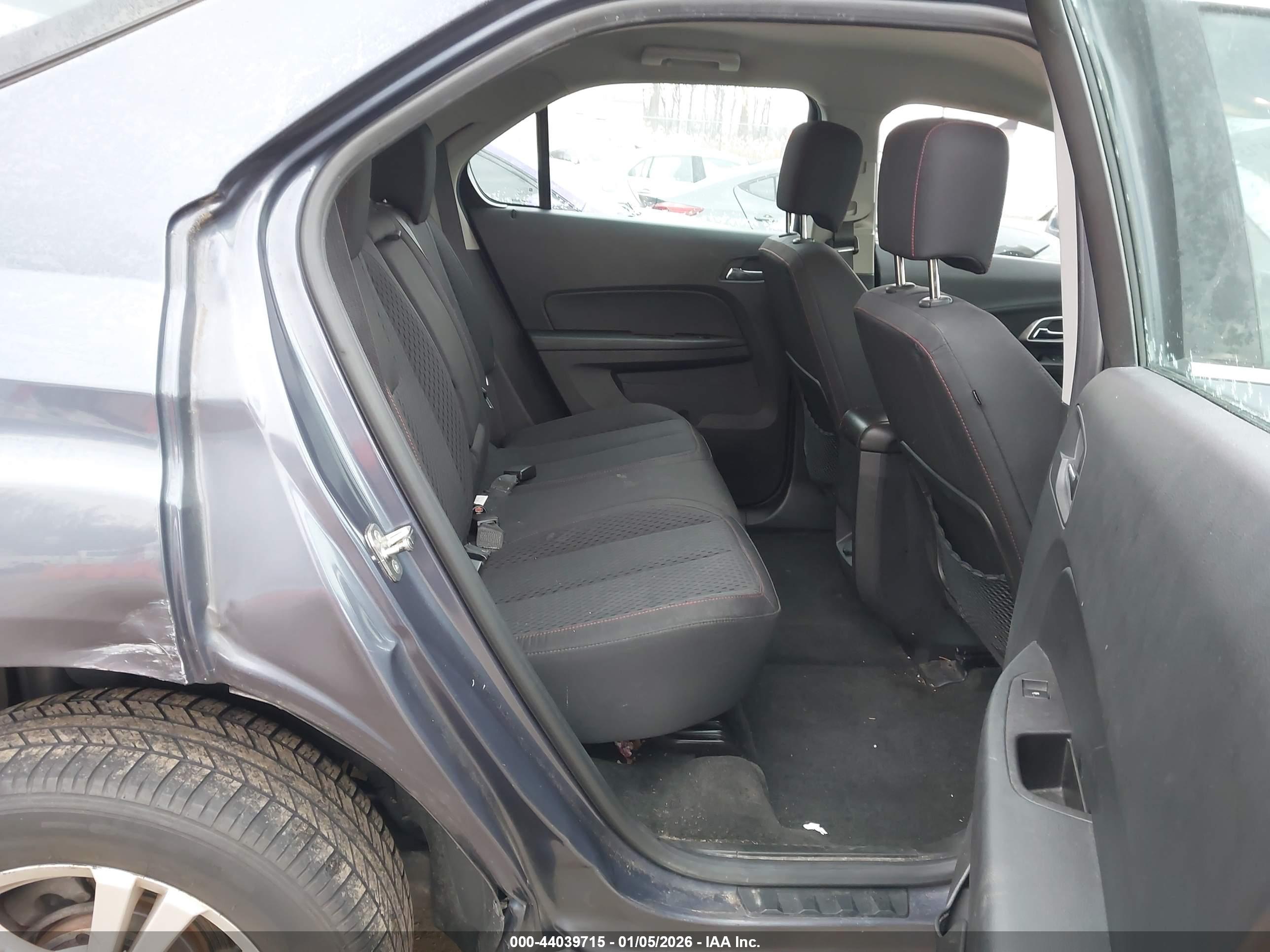 CHEVROLET EQUINOX image 8