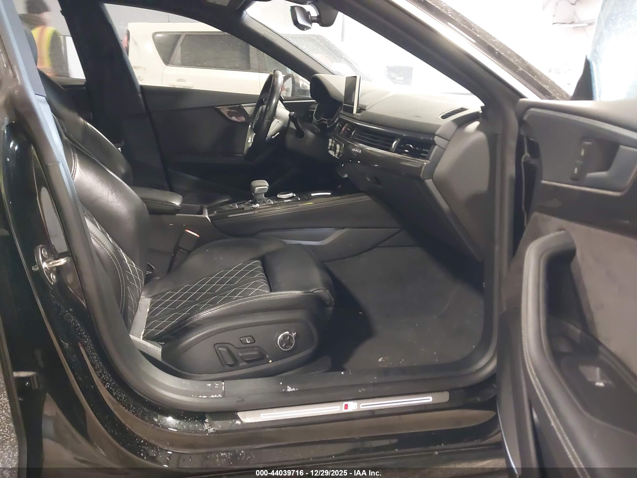 AUDI S5 image 5