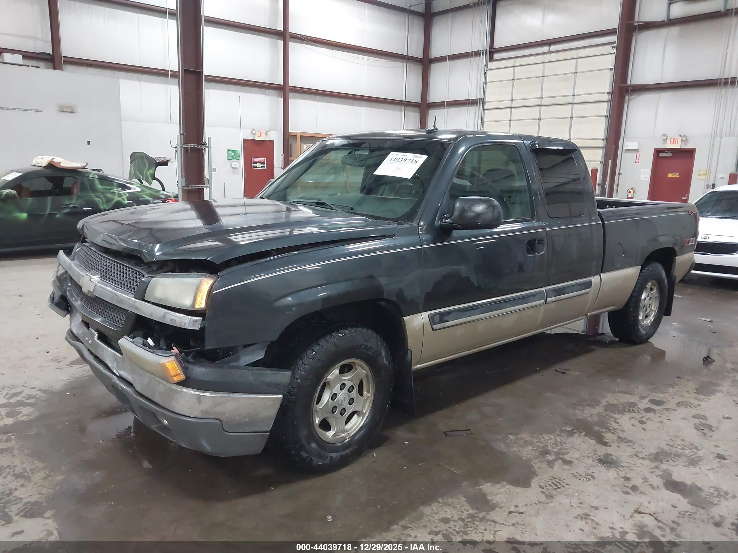 CHEVROLET SILVERADO image 2