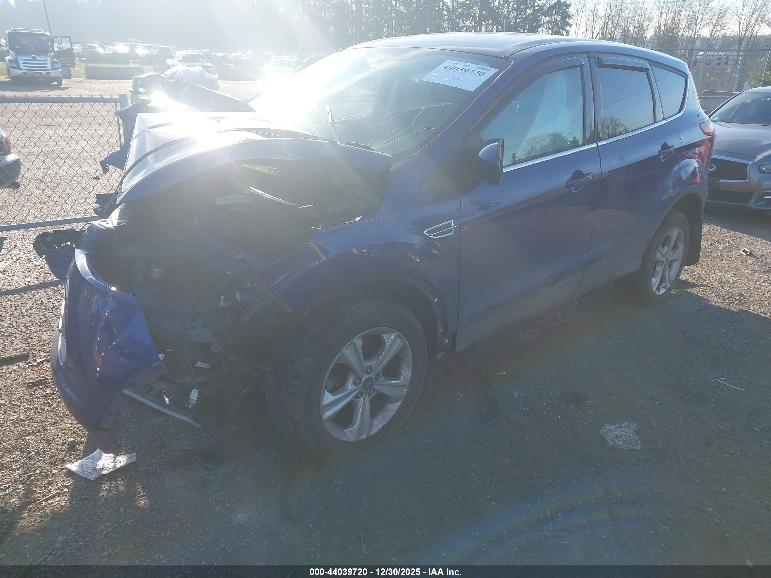 FORD ESCAPE image 2