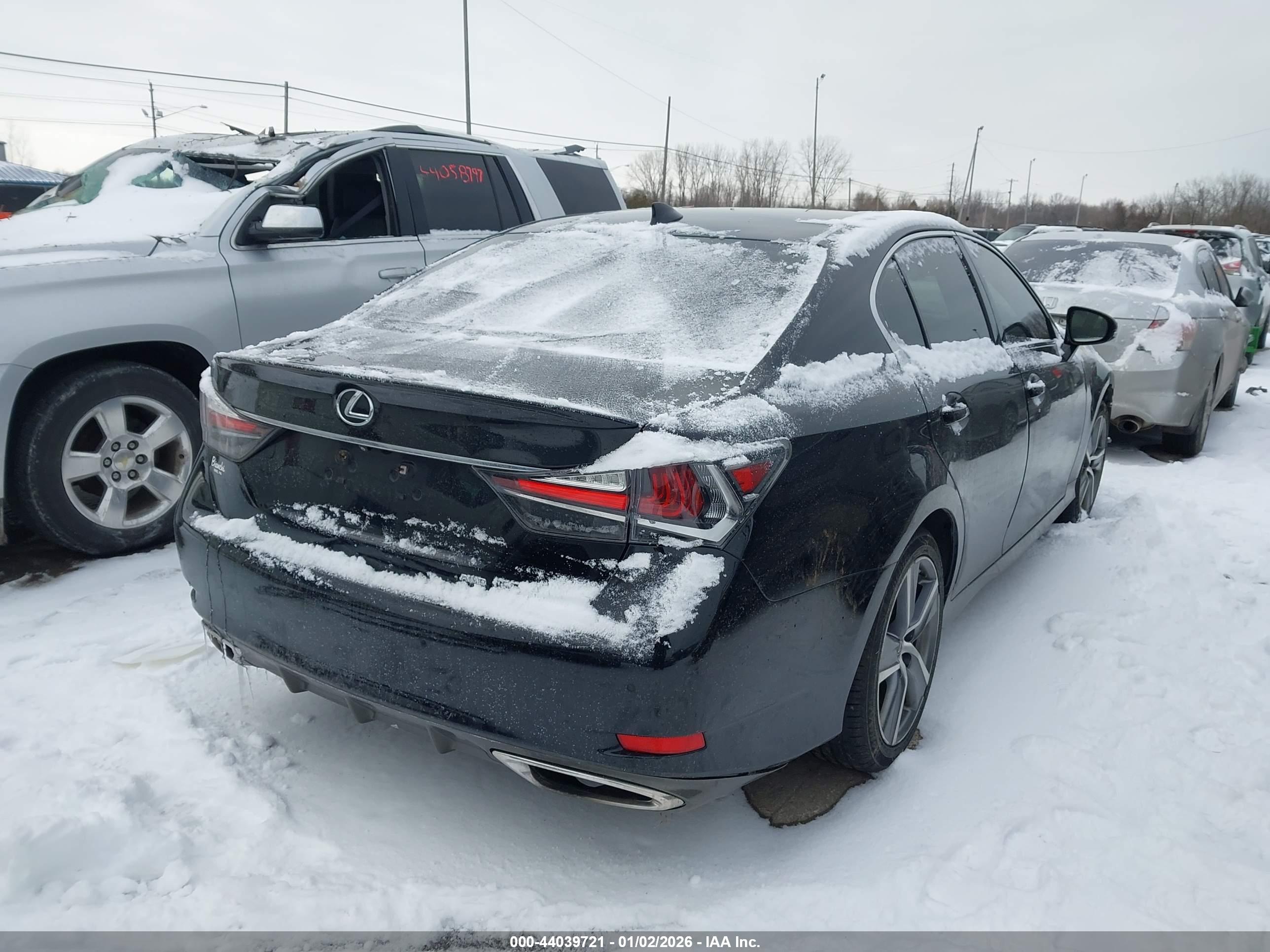 LEXUS GS image 4