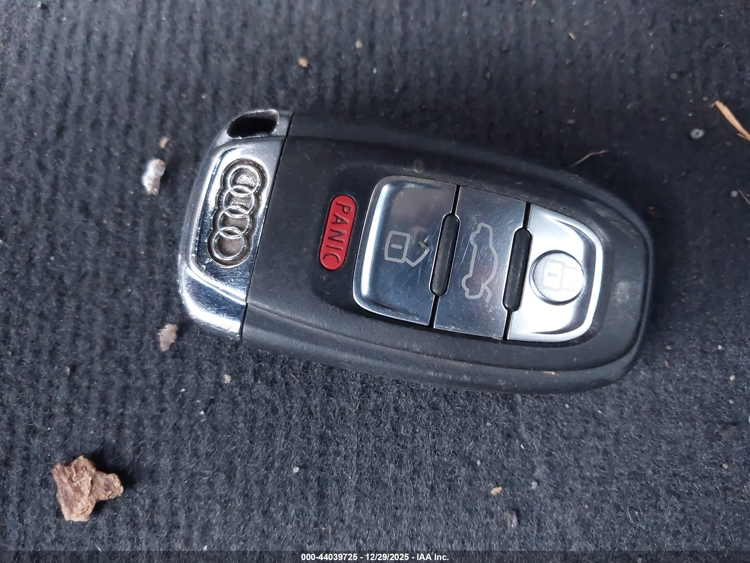 AUDI A4 image 11