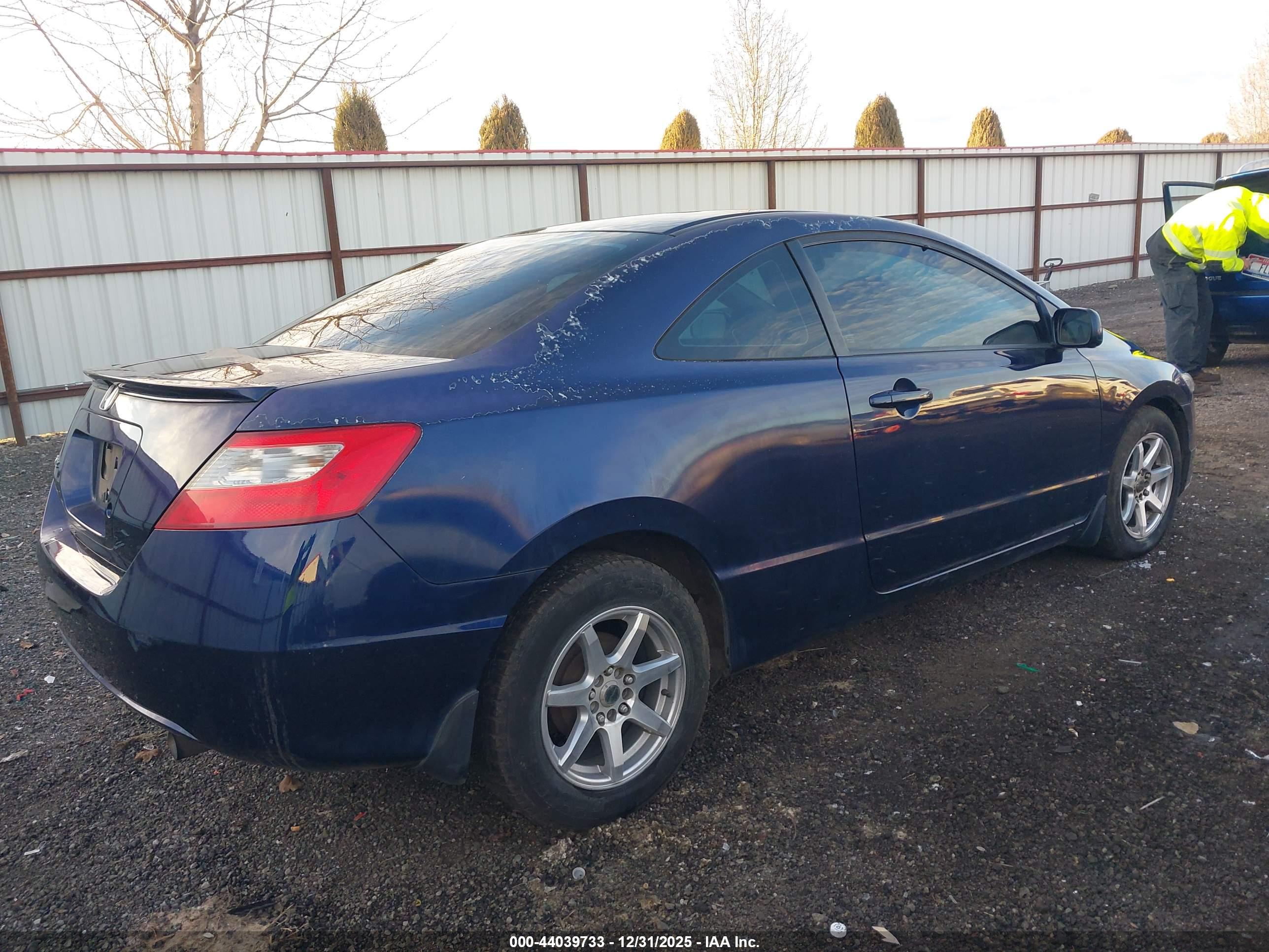 HONDA CIVIC image 4