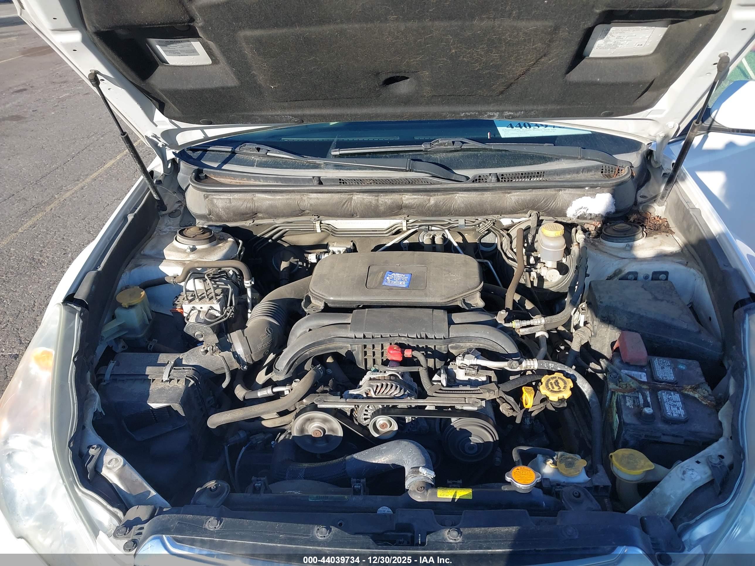 SUBARU OUTBACK image 10