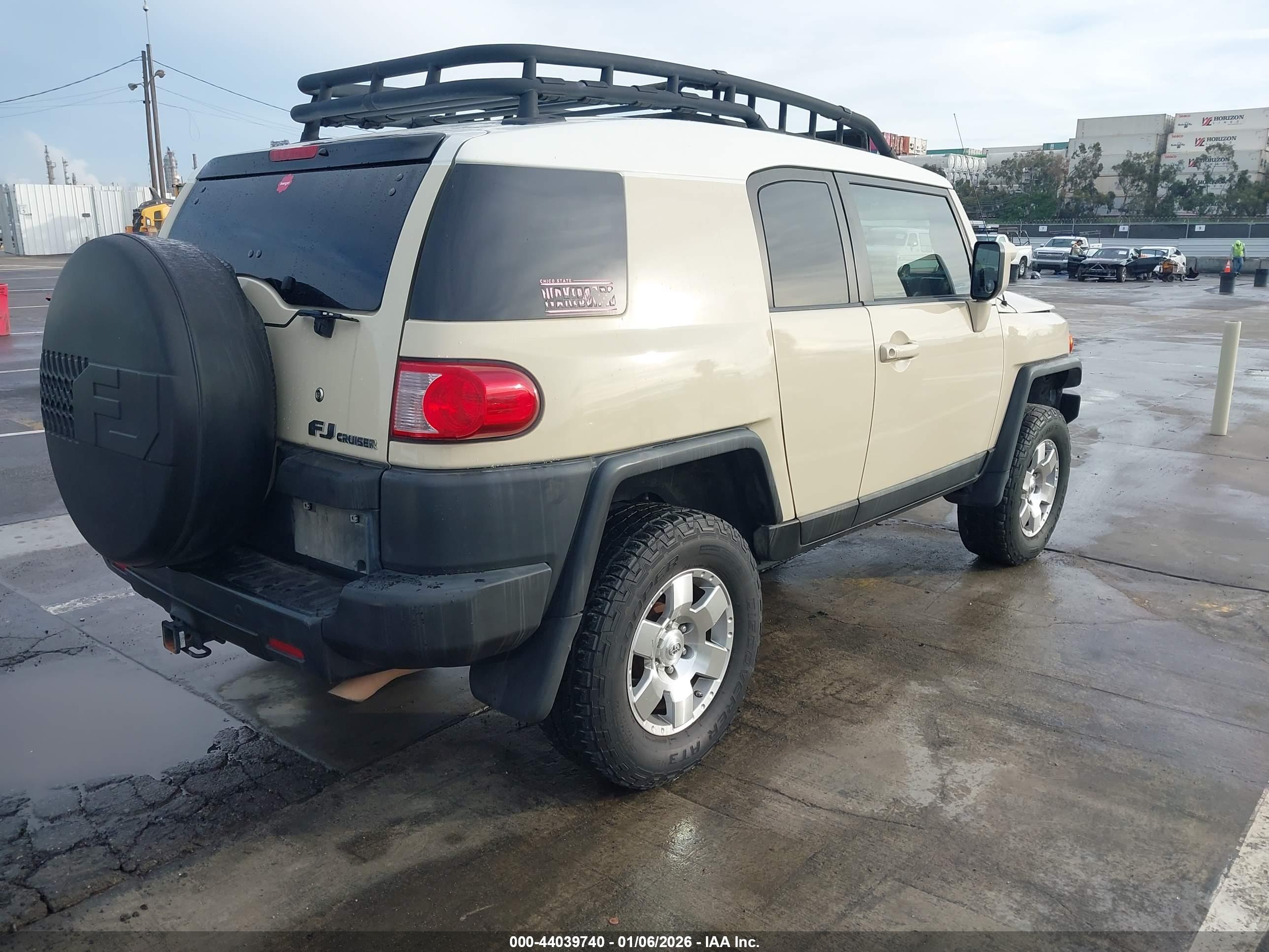TOYOTA FJ image 4