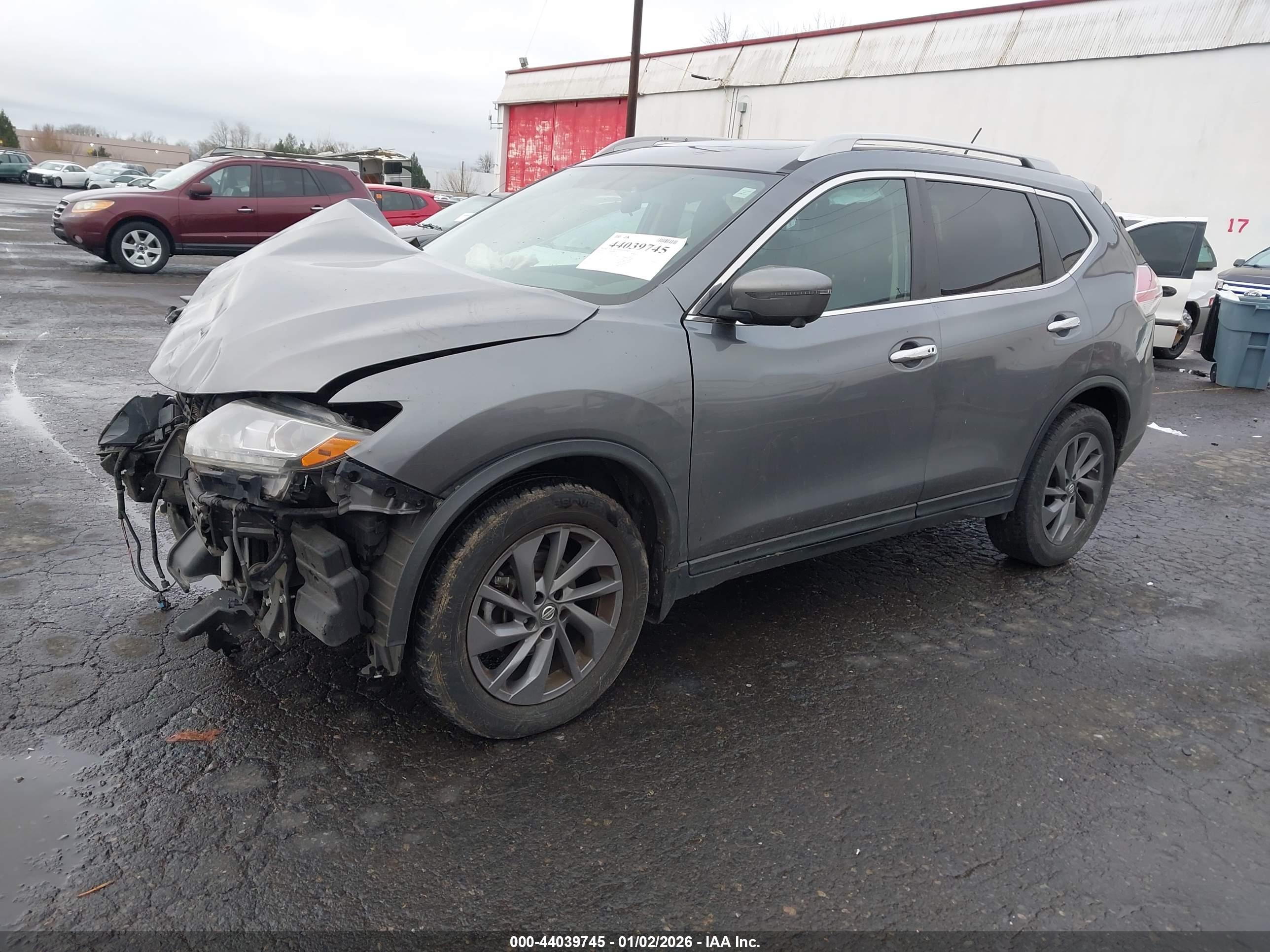 NISSAN ROGUE image 2