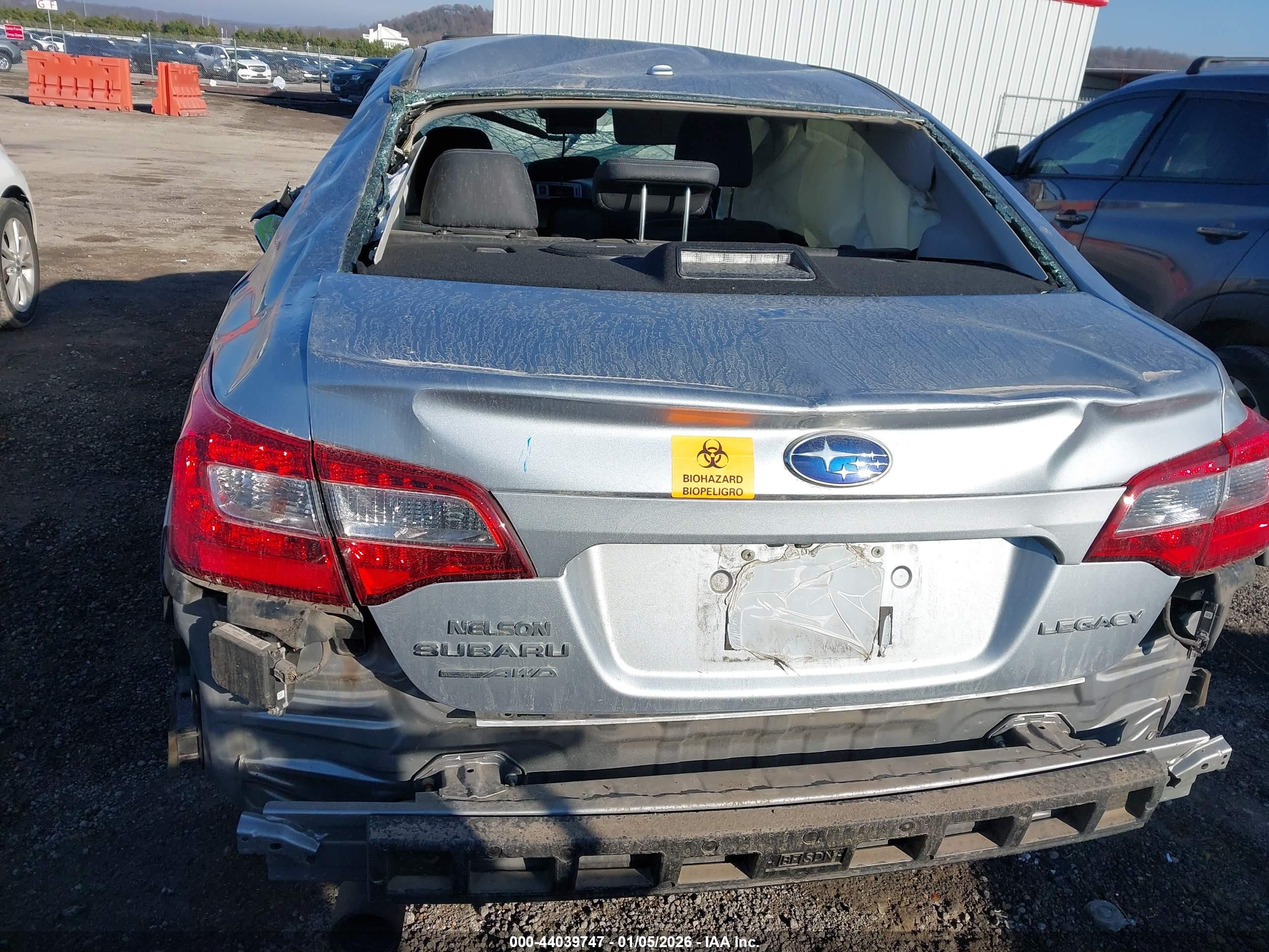 SUBARU LEGACY image 6