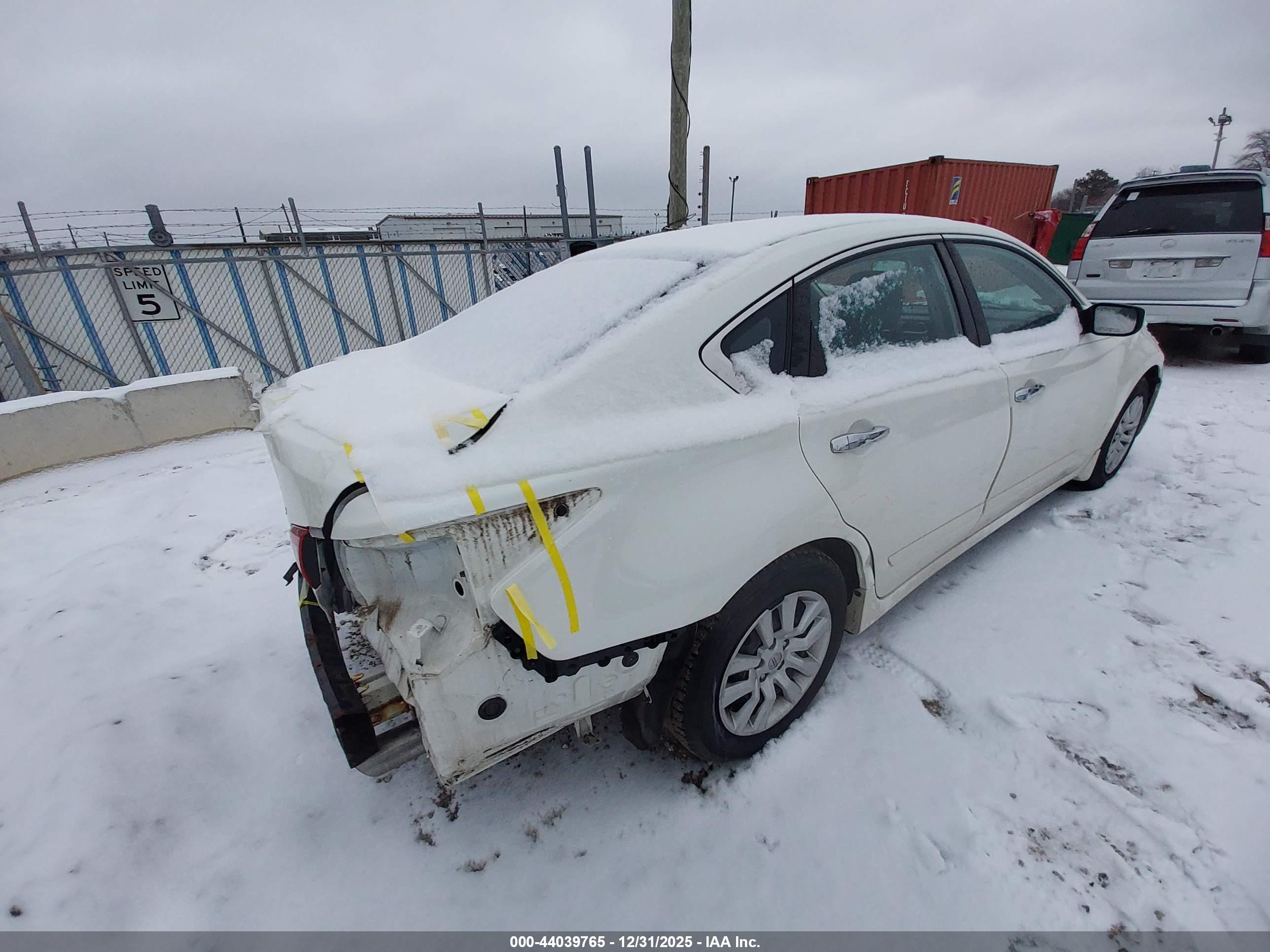 NISSAN ALTIMA image 4