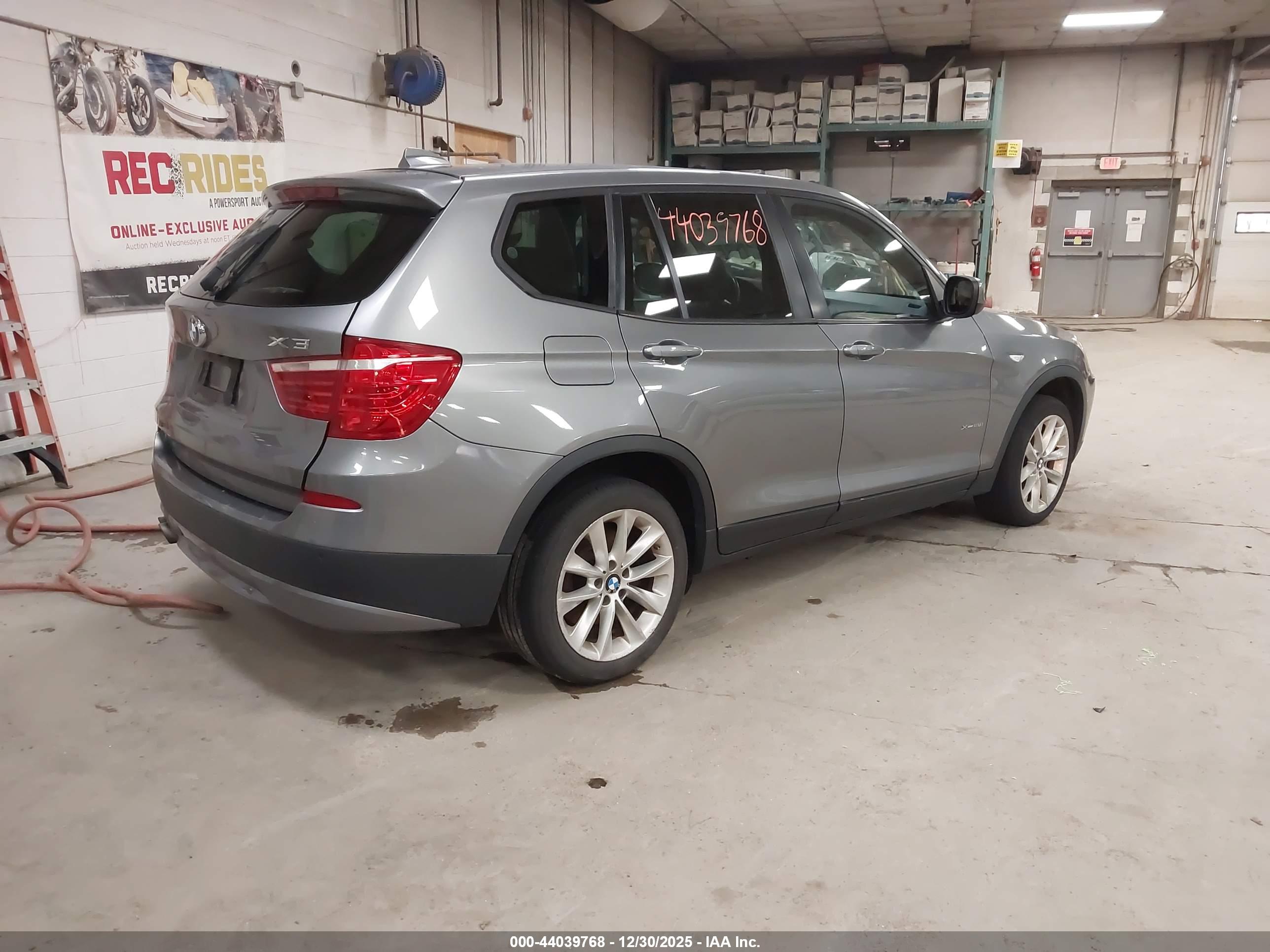 BMW X3 image 4
