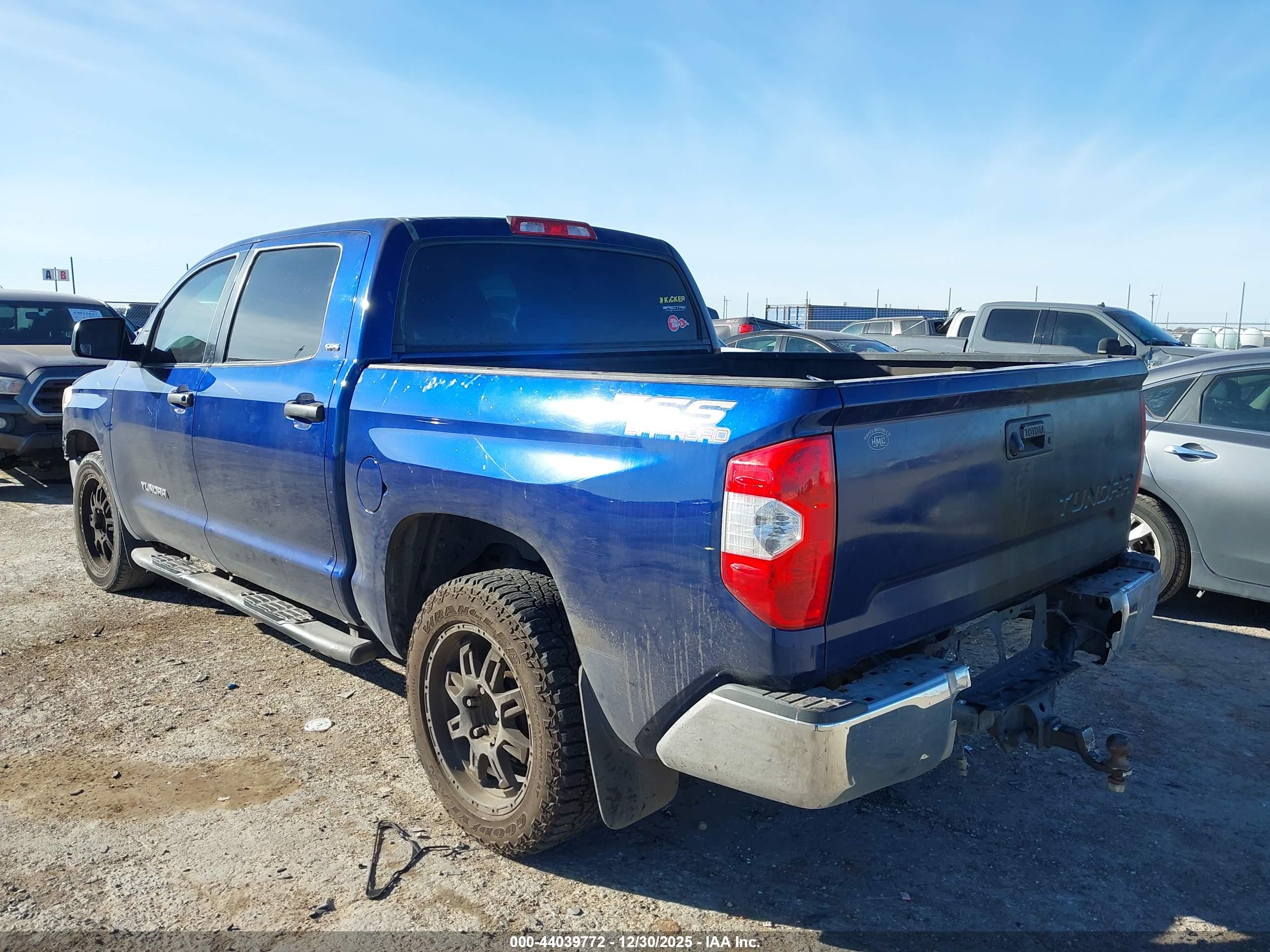 TOYOTA TUNDRA image 3