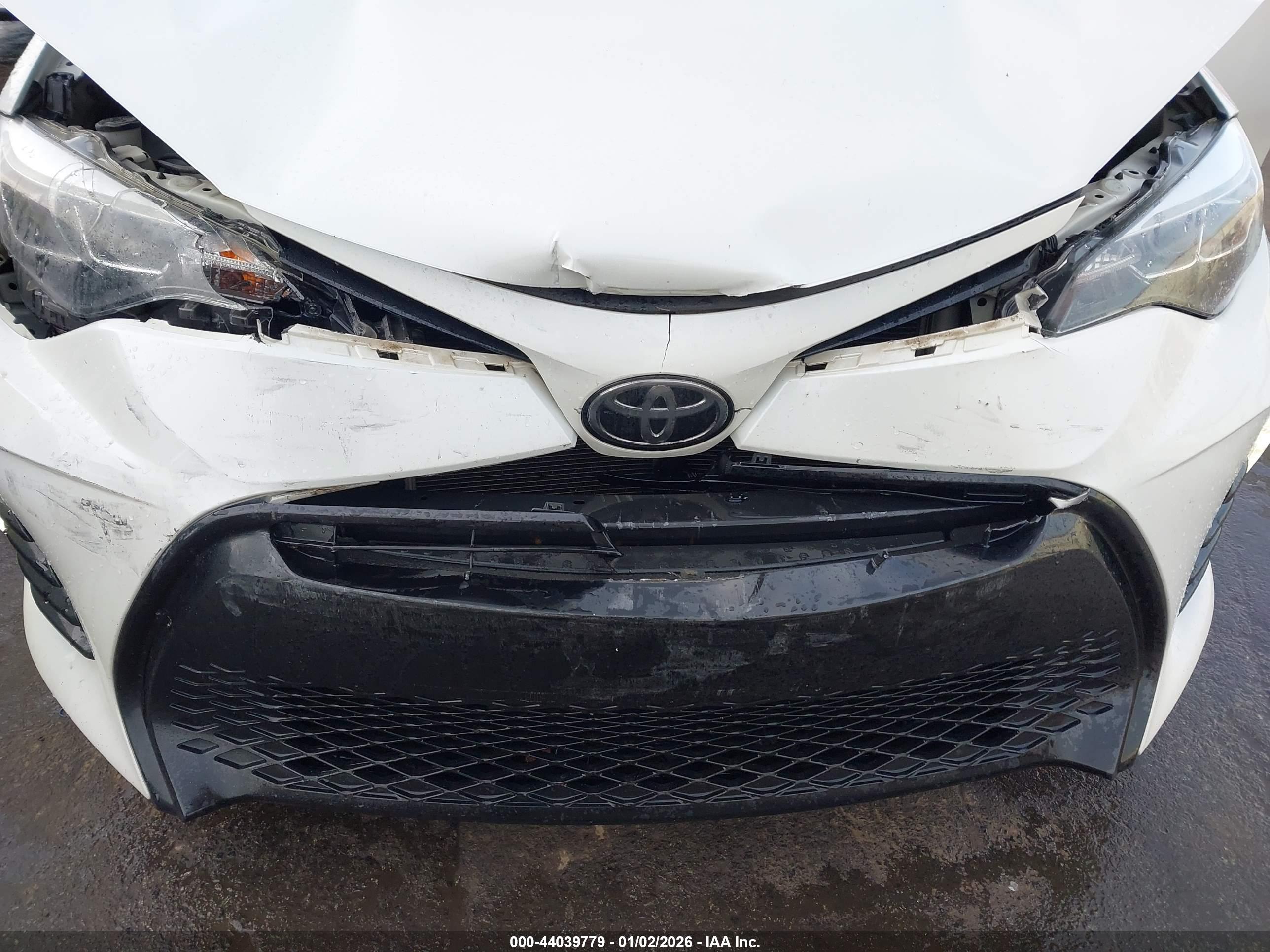 TOYOTA COROLLA image 6