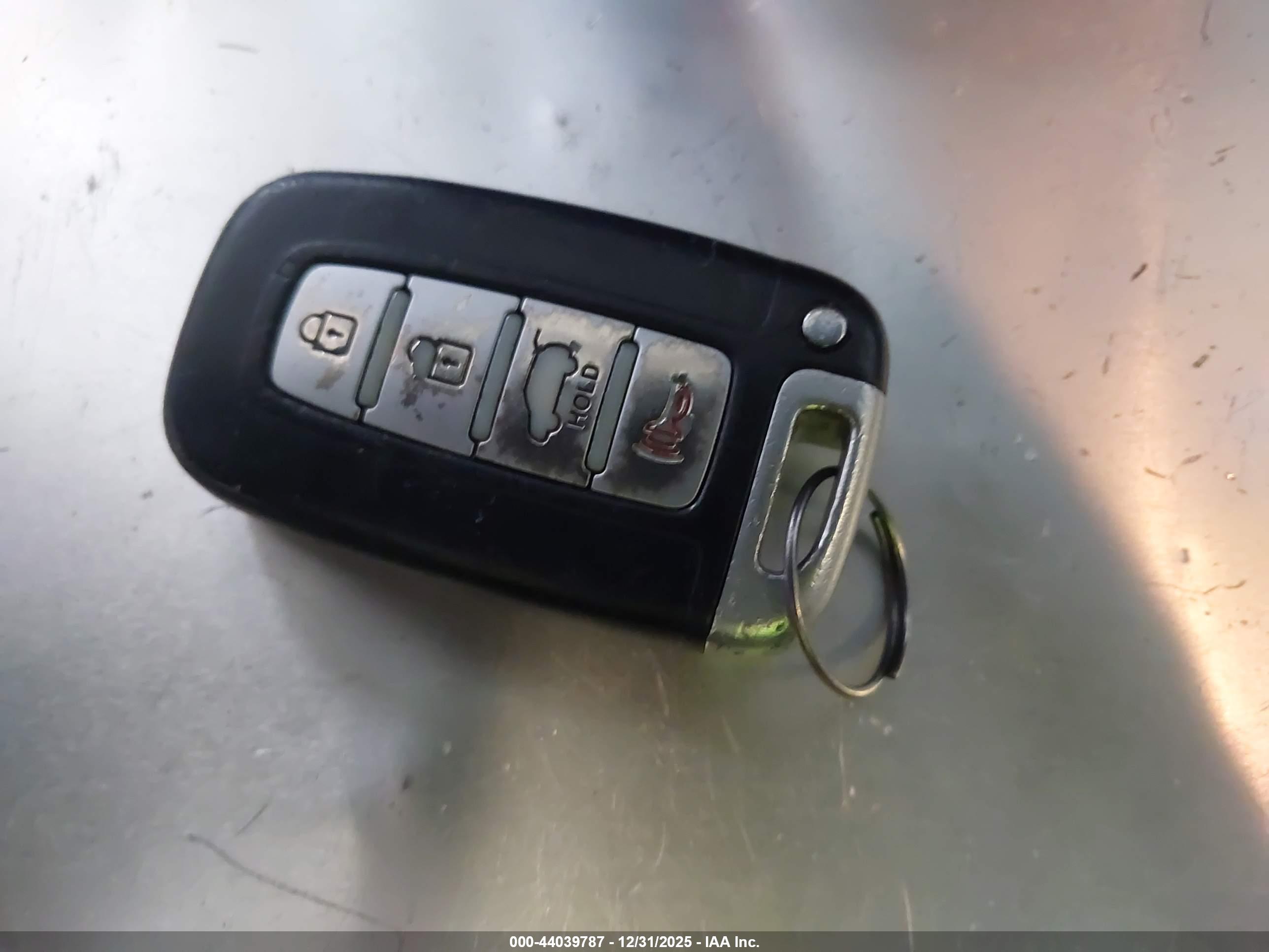 KIA SORENTO image 11