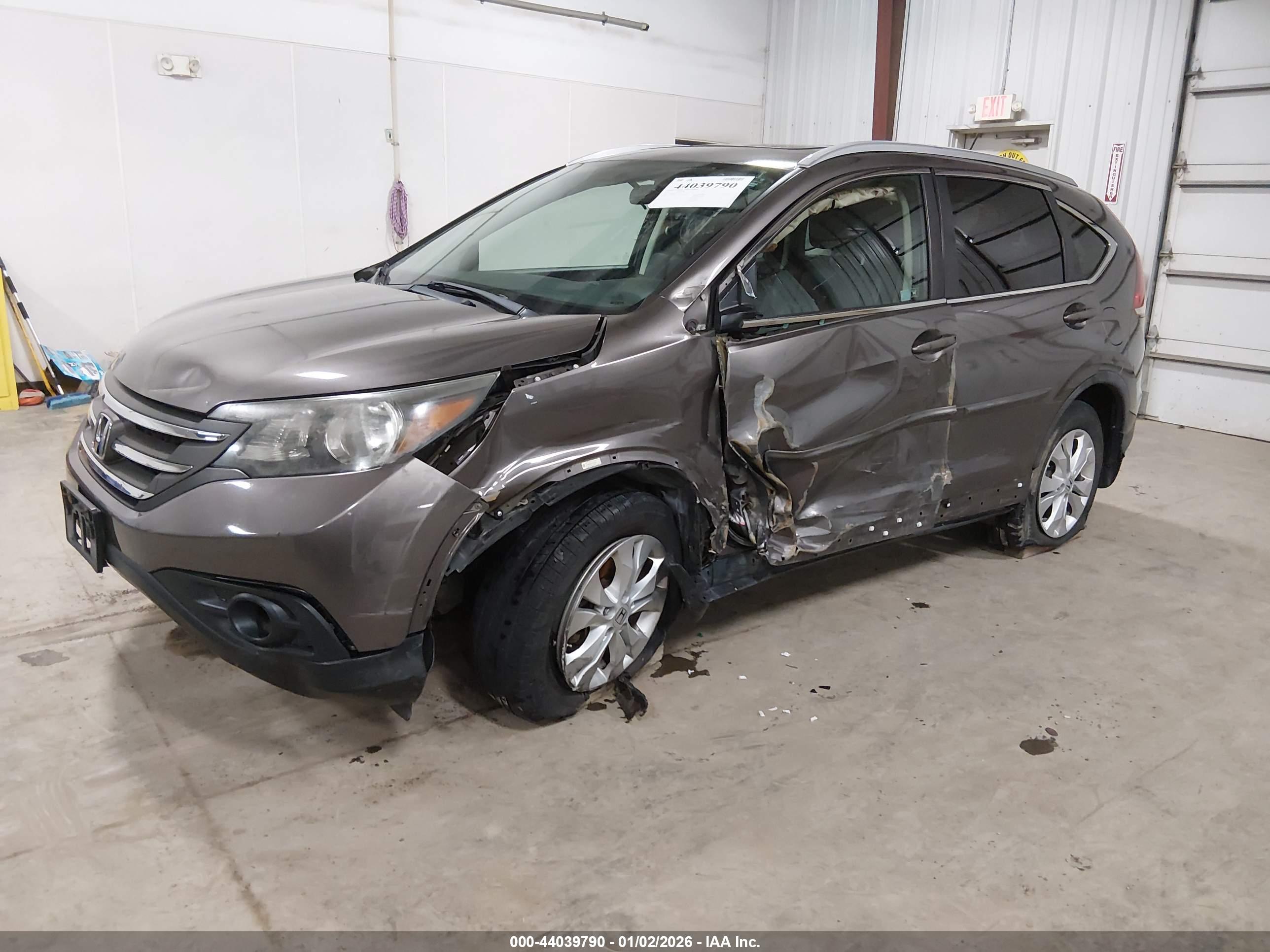 HONDA CR-V image 2