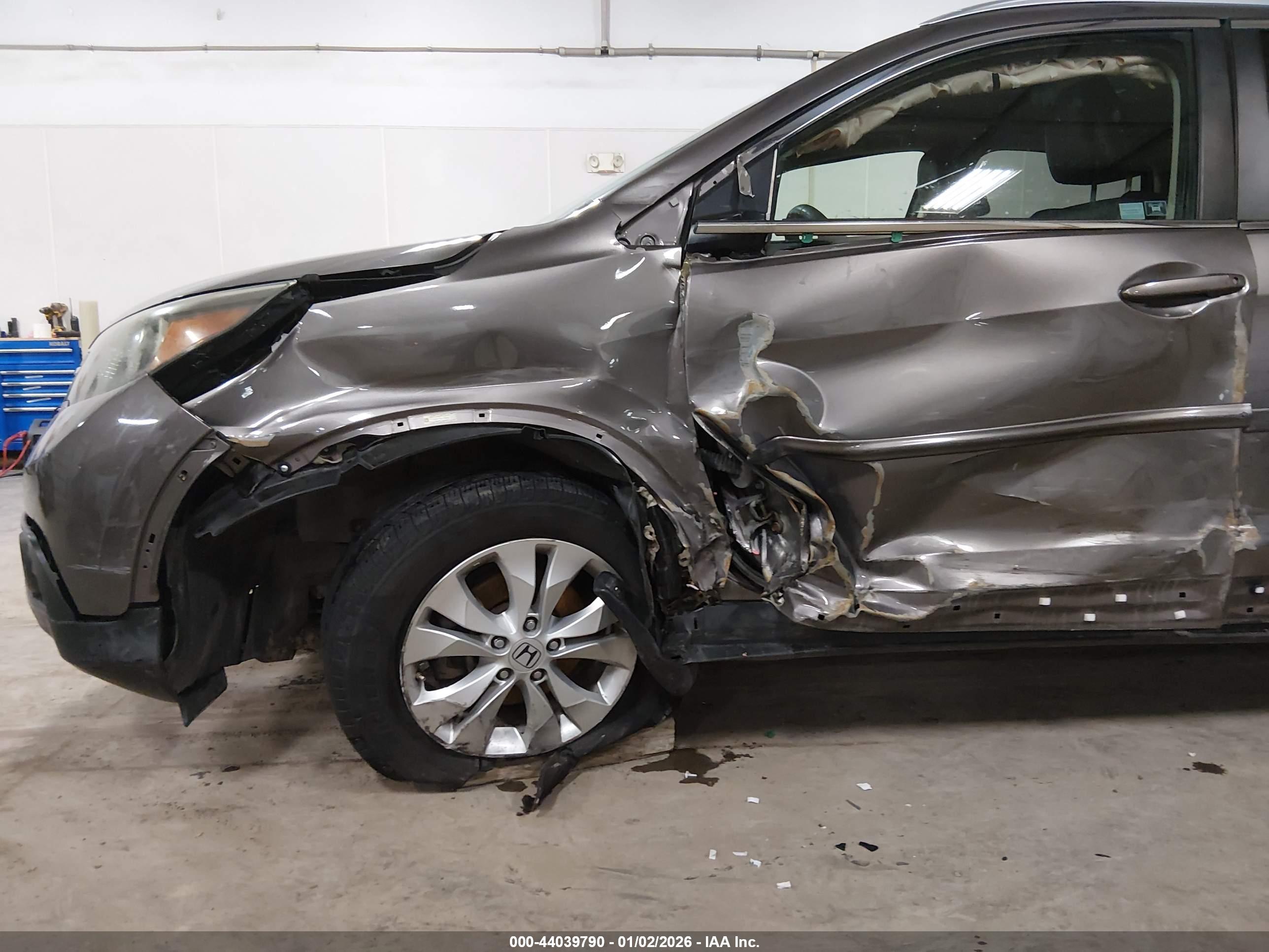 HONDA CR-V image 6
