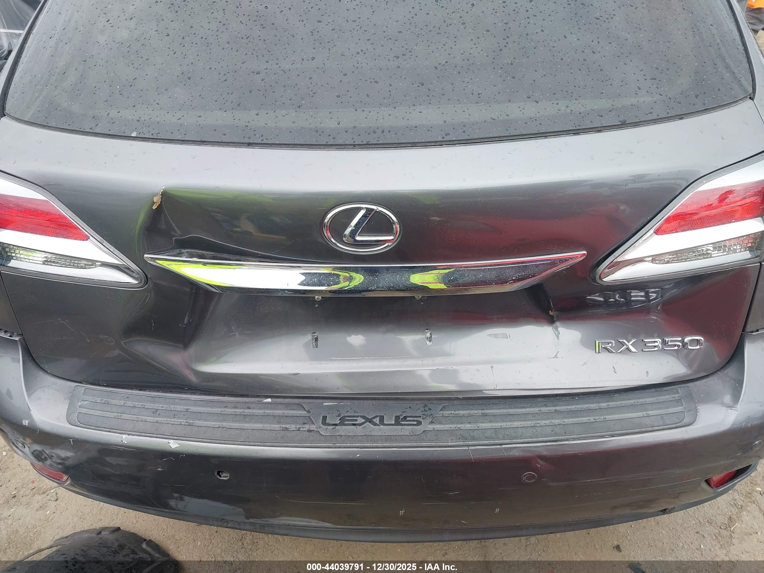 LEXUS RX image 6
