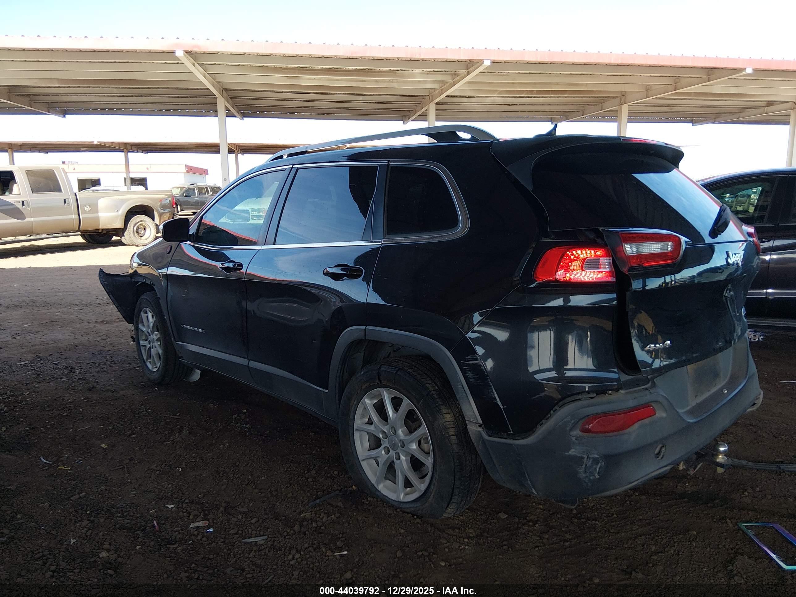 JEEP CHEROKEE image 3