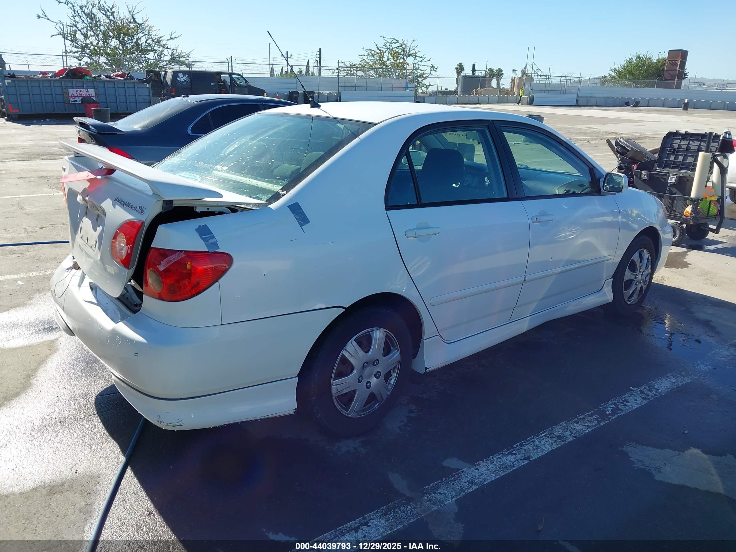 TOYOTA COROLLA image 4