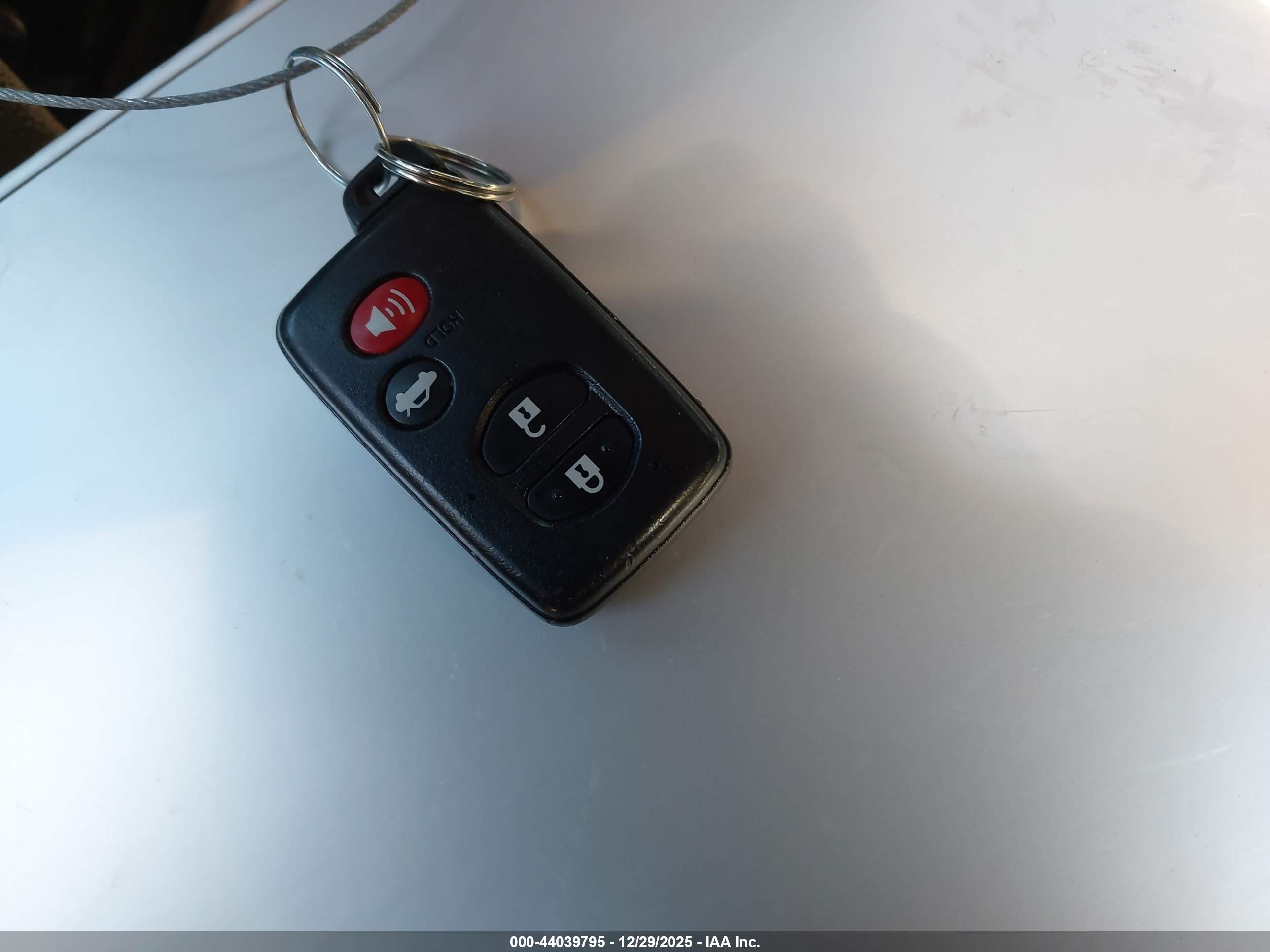 SUBARU FORESTER image 11
