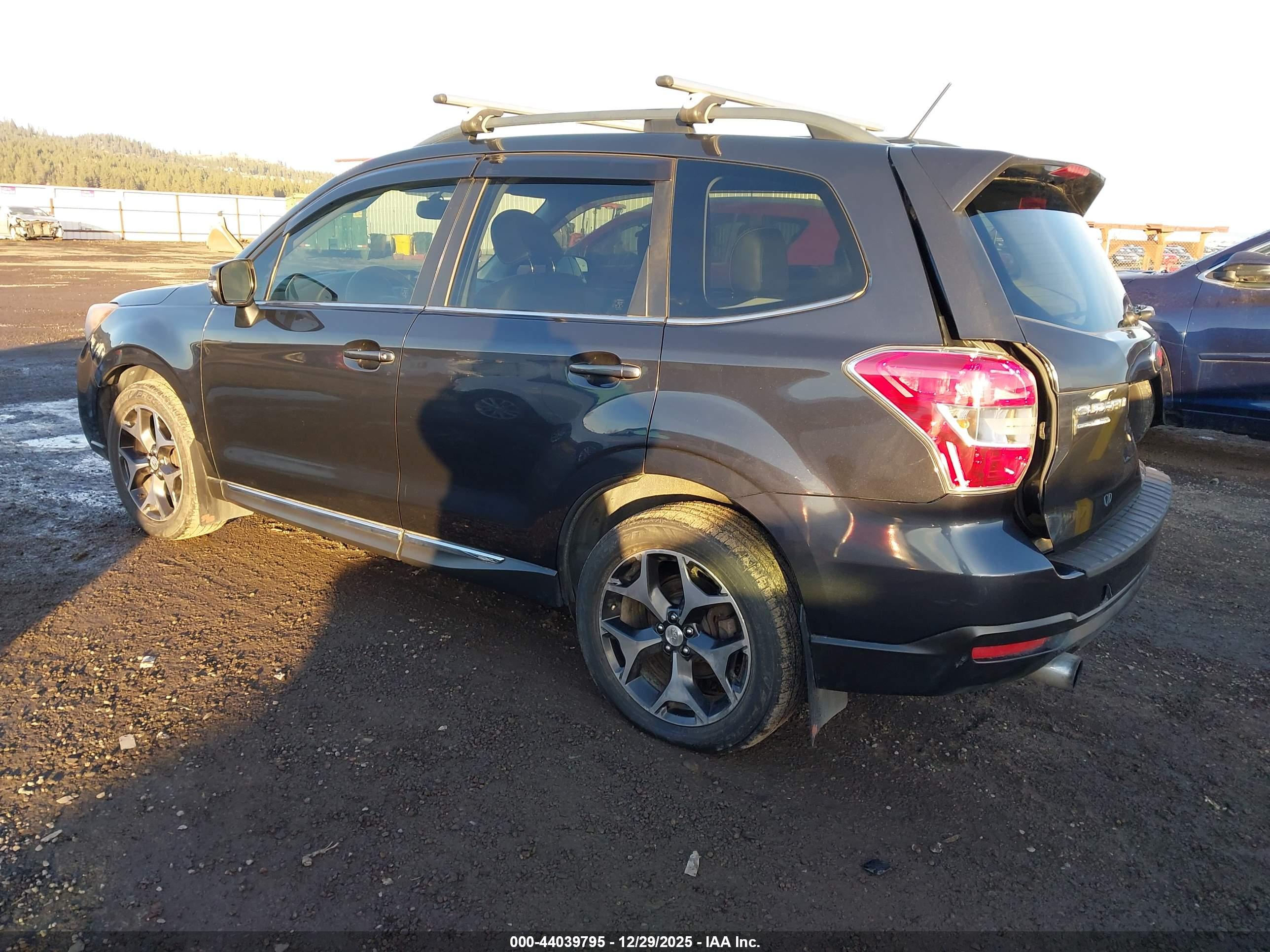 SUBARU FORESTER image 3