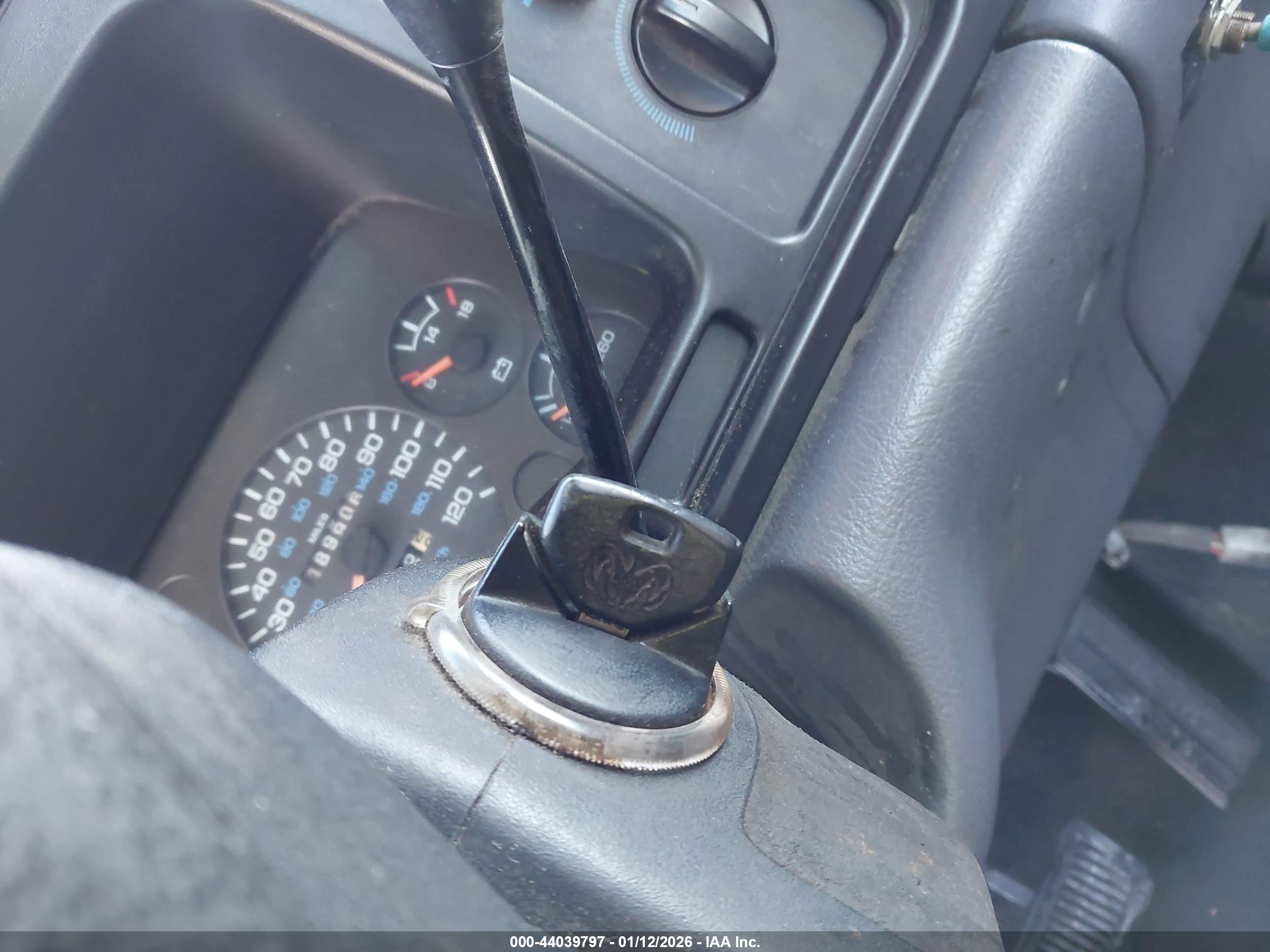 DODGE RAM image 11