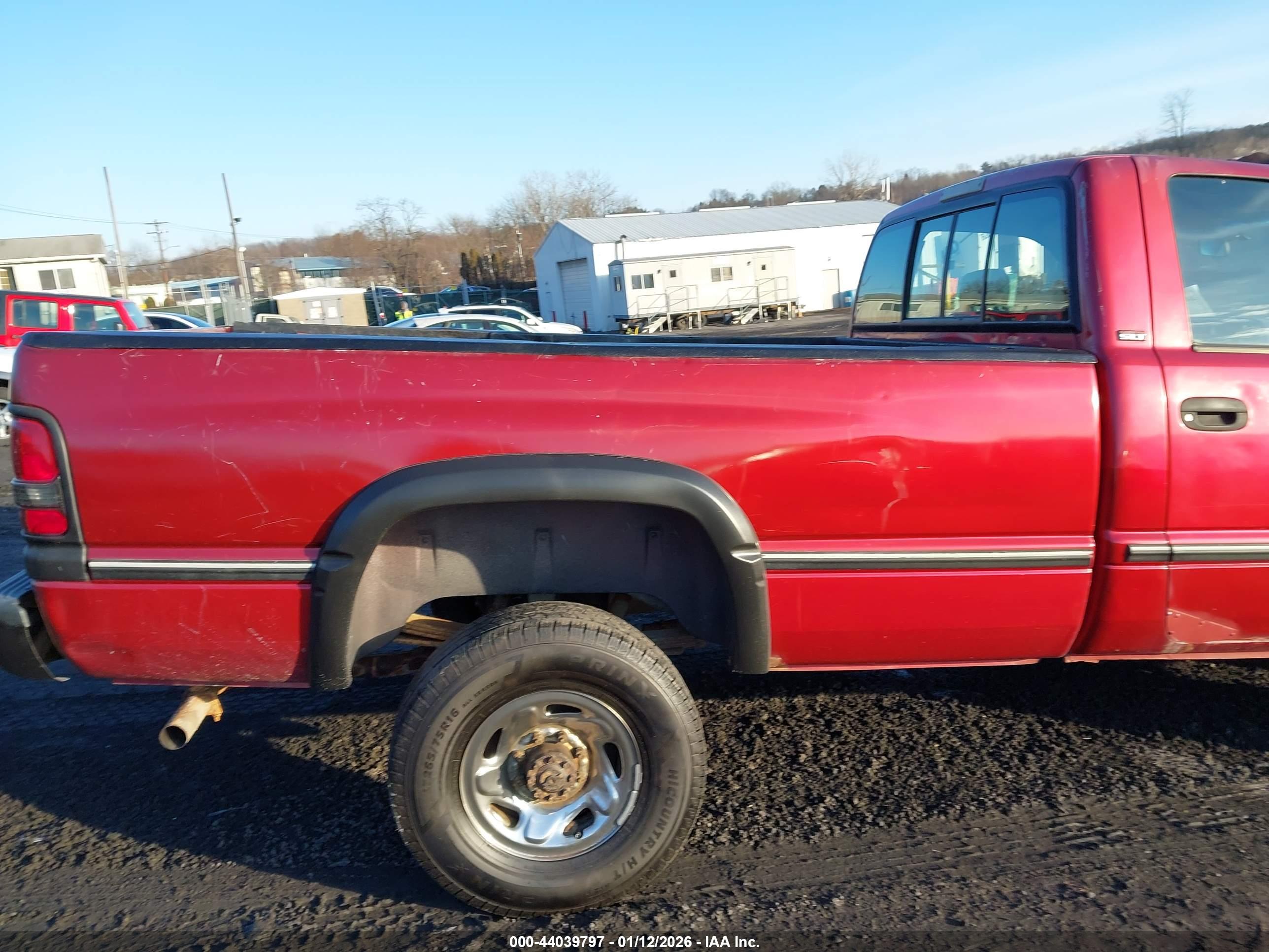 DODGE RAM image 8