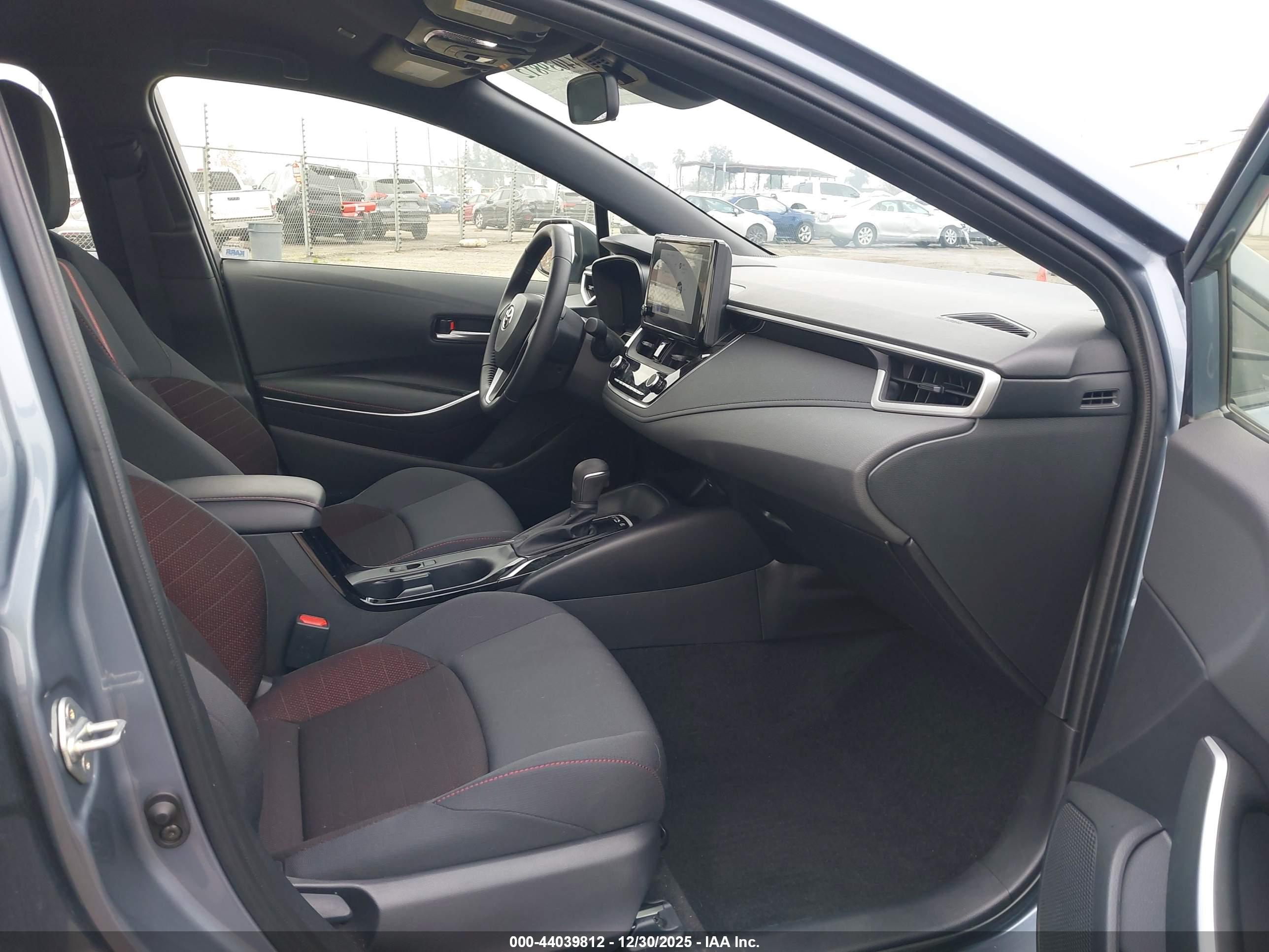 TOYOTA COROLLA image 5