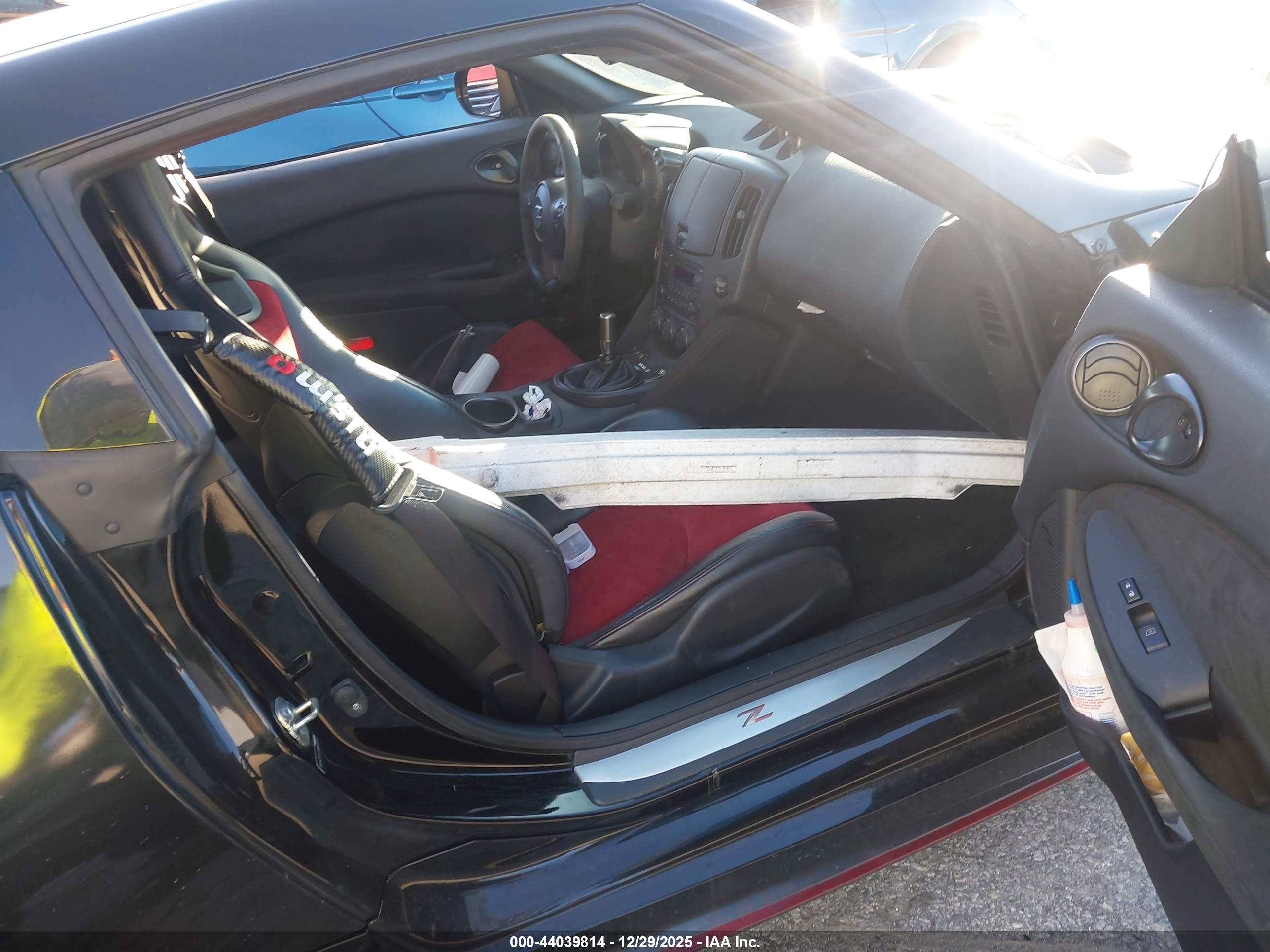 NISSAN 370Z image 5