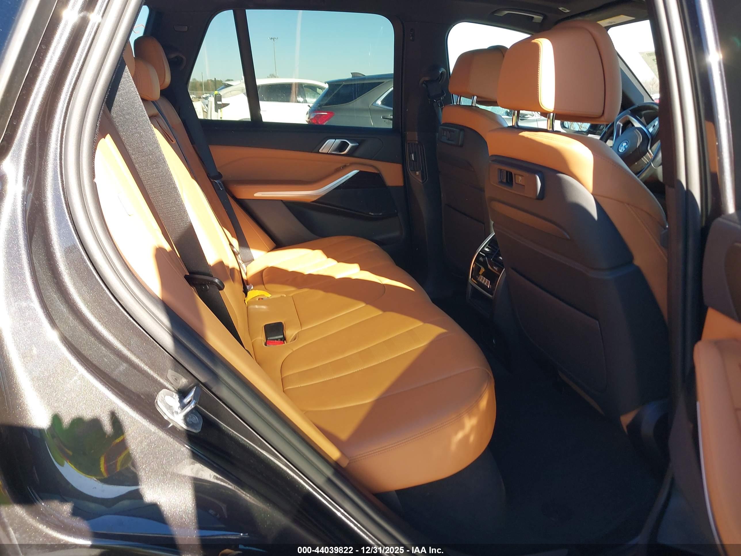 BMW X5 image 8