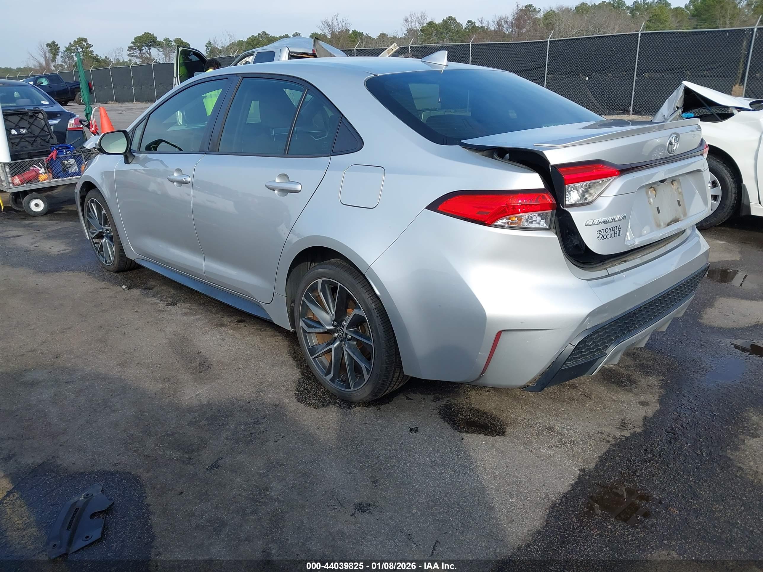 TOYOTA COROLLA image 3