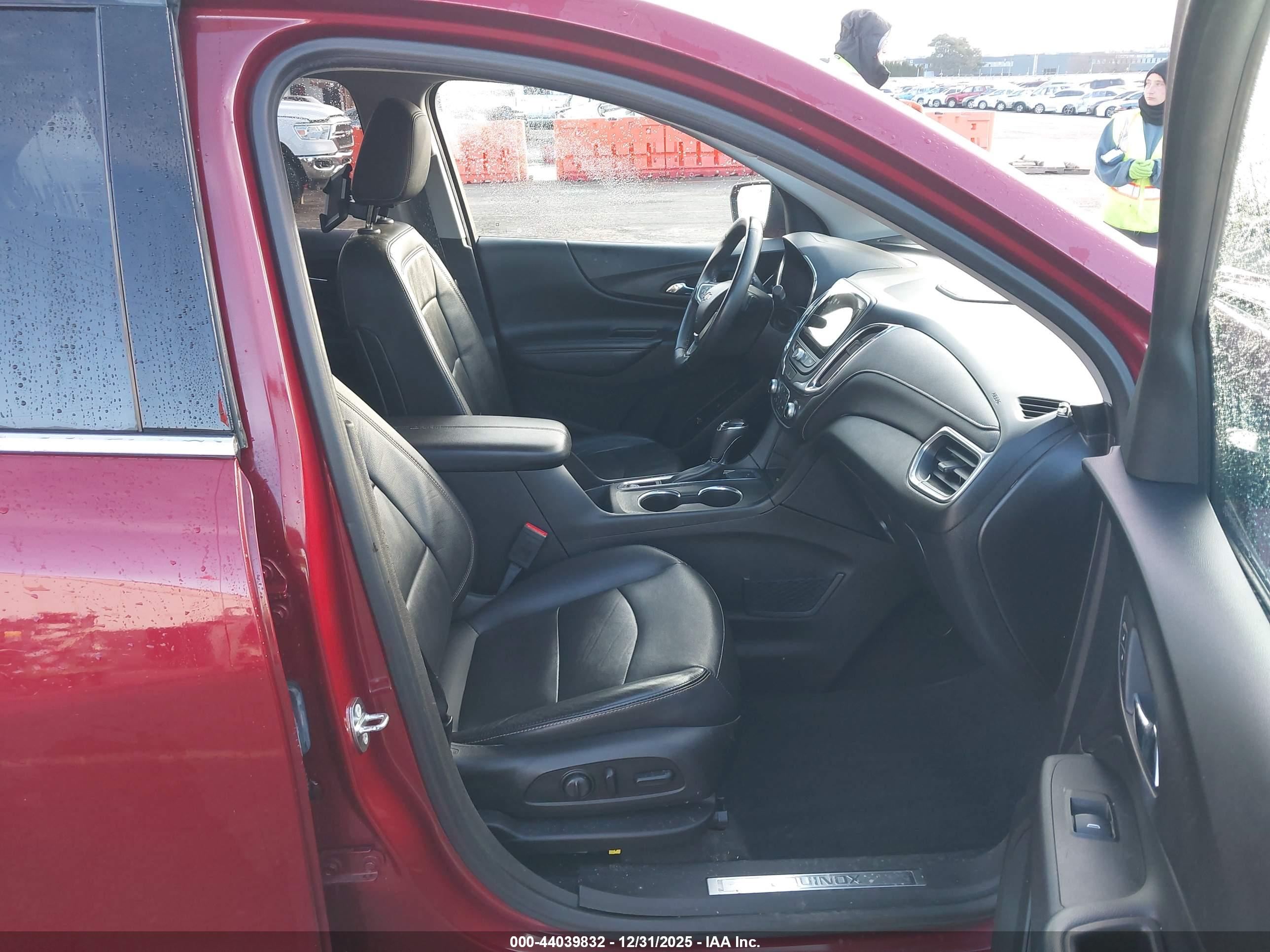 CHEVROLET EQUINOX image 5