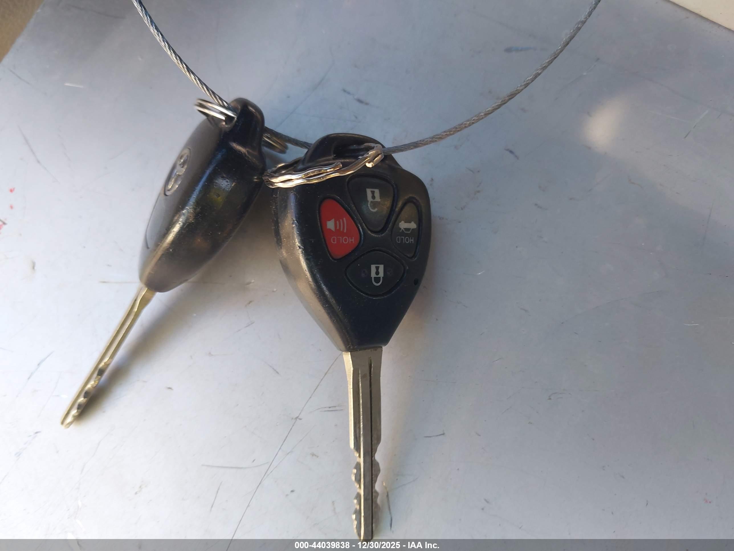 TOYOTA CAMRY image 11