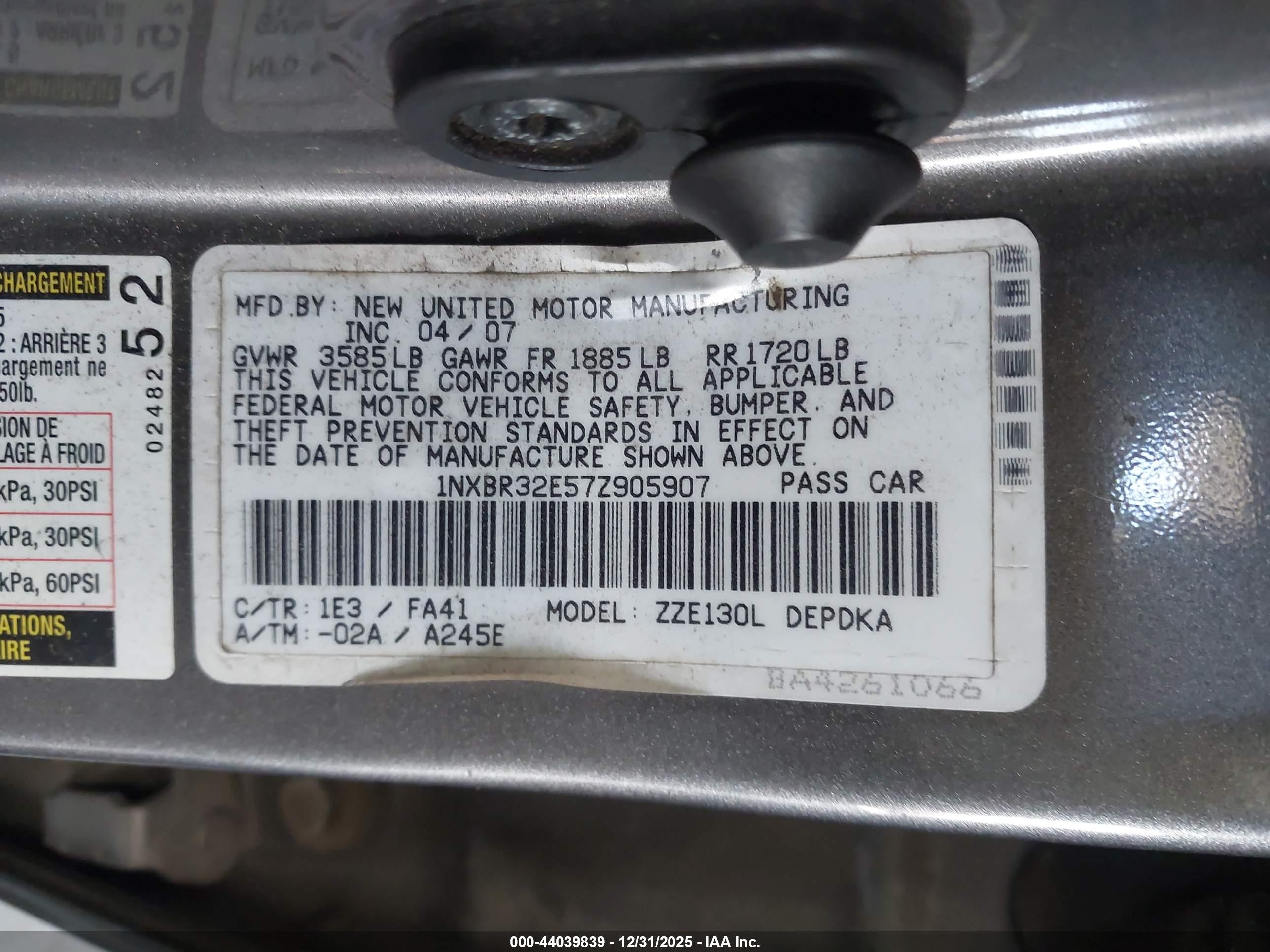 TOYOTA COROLLA image 9