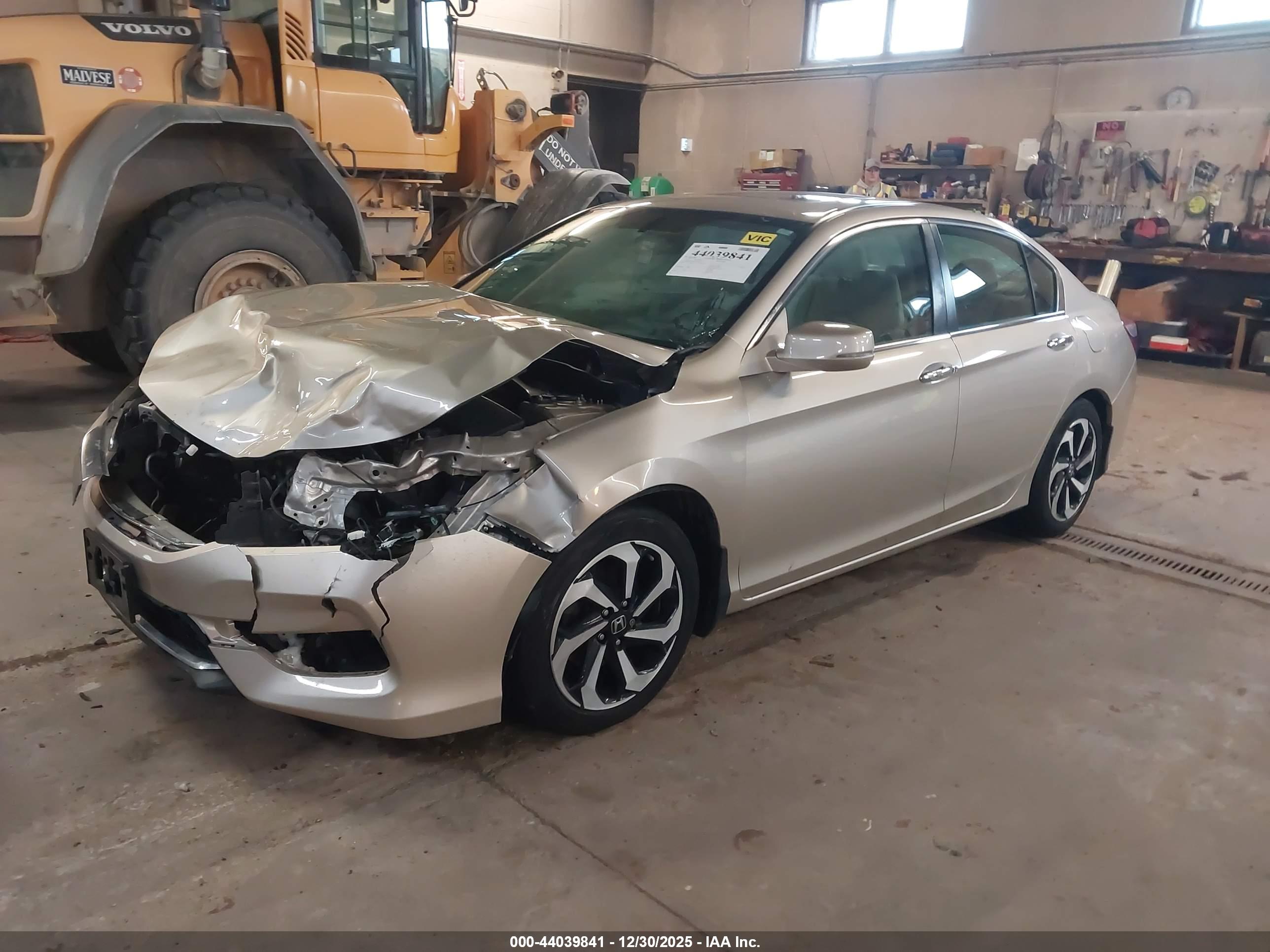 HONDA ACCORD image 2