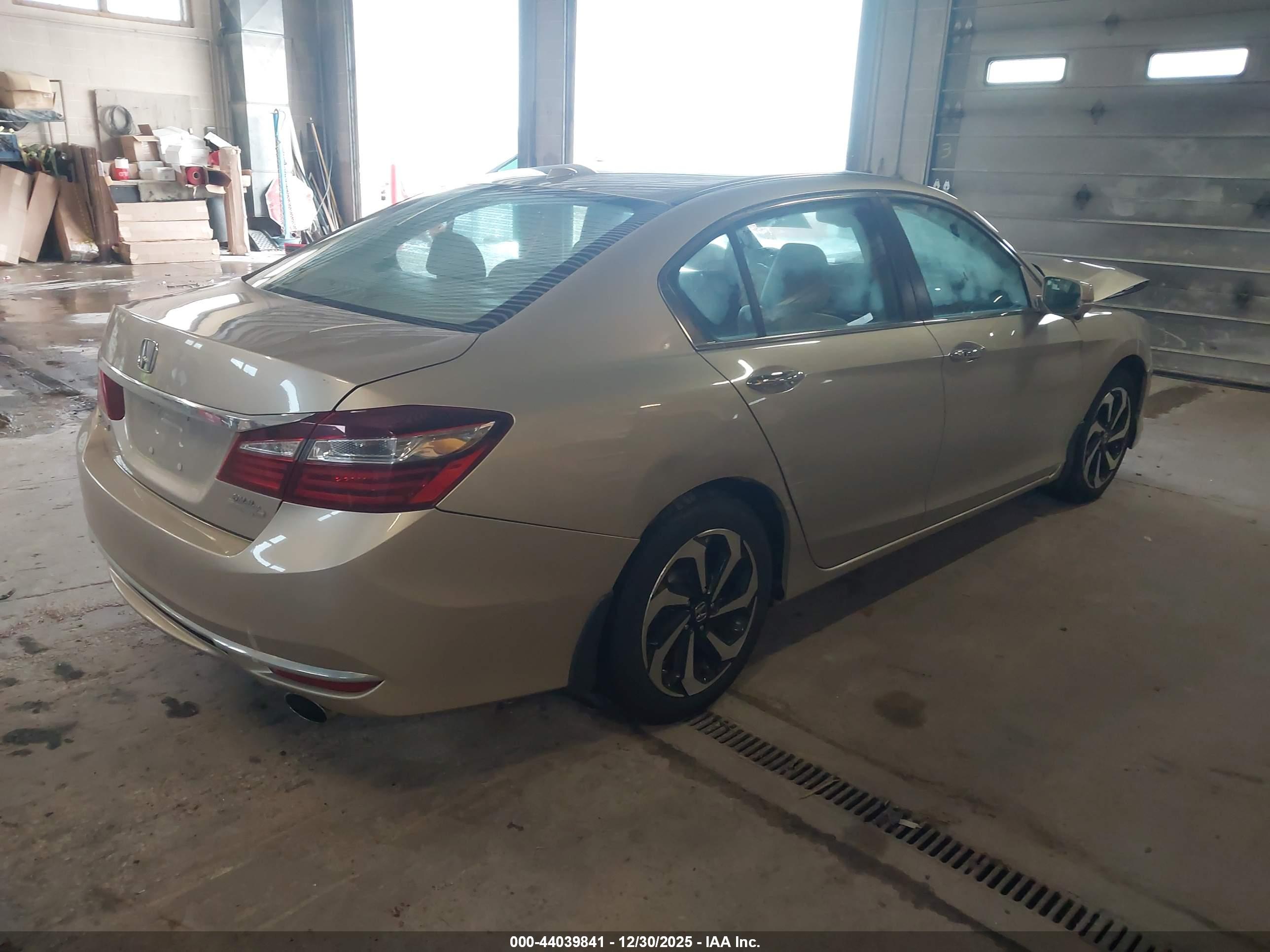 HONDA ACCORD image 4