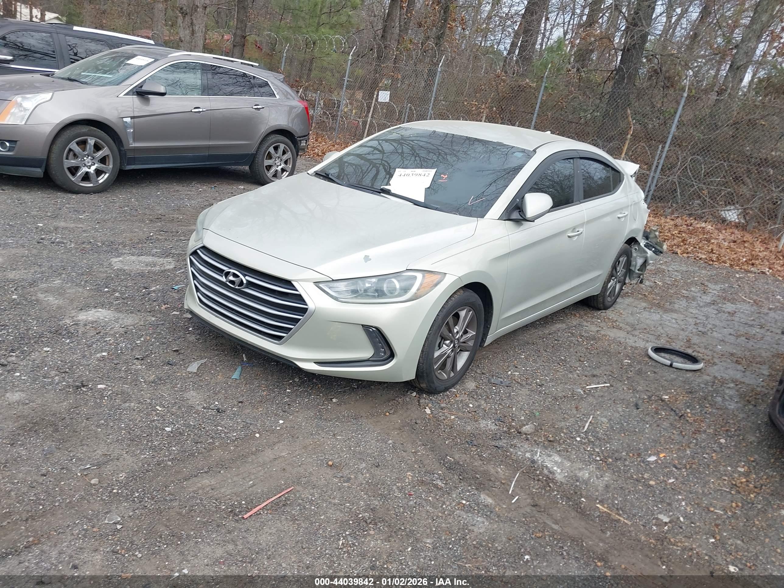 HYUNDAI ELANTRA image 2
