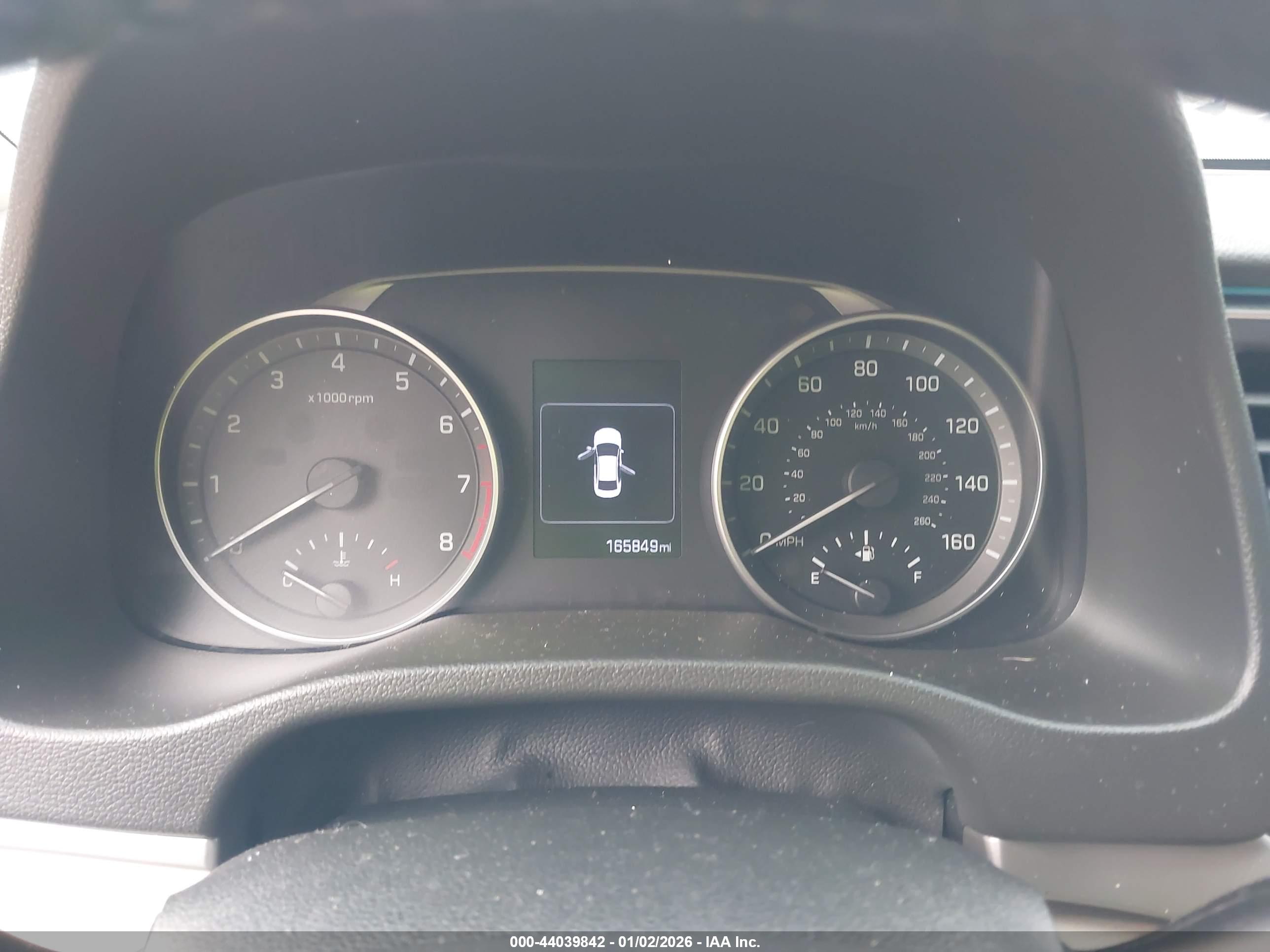 HYUNDAI ELANTRA image 7