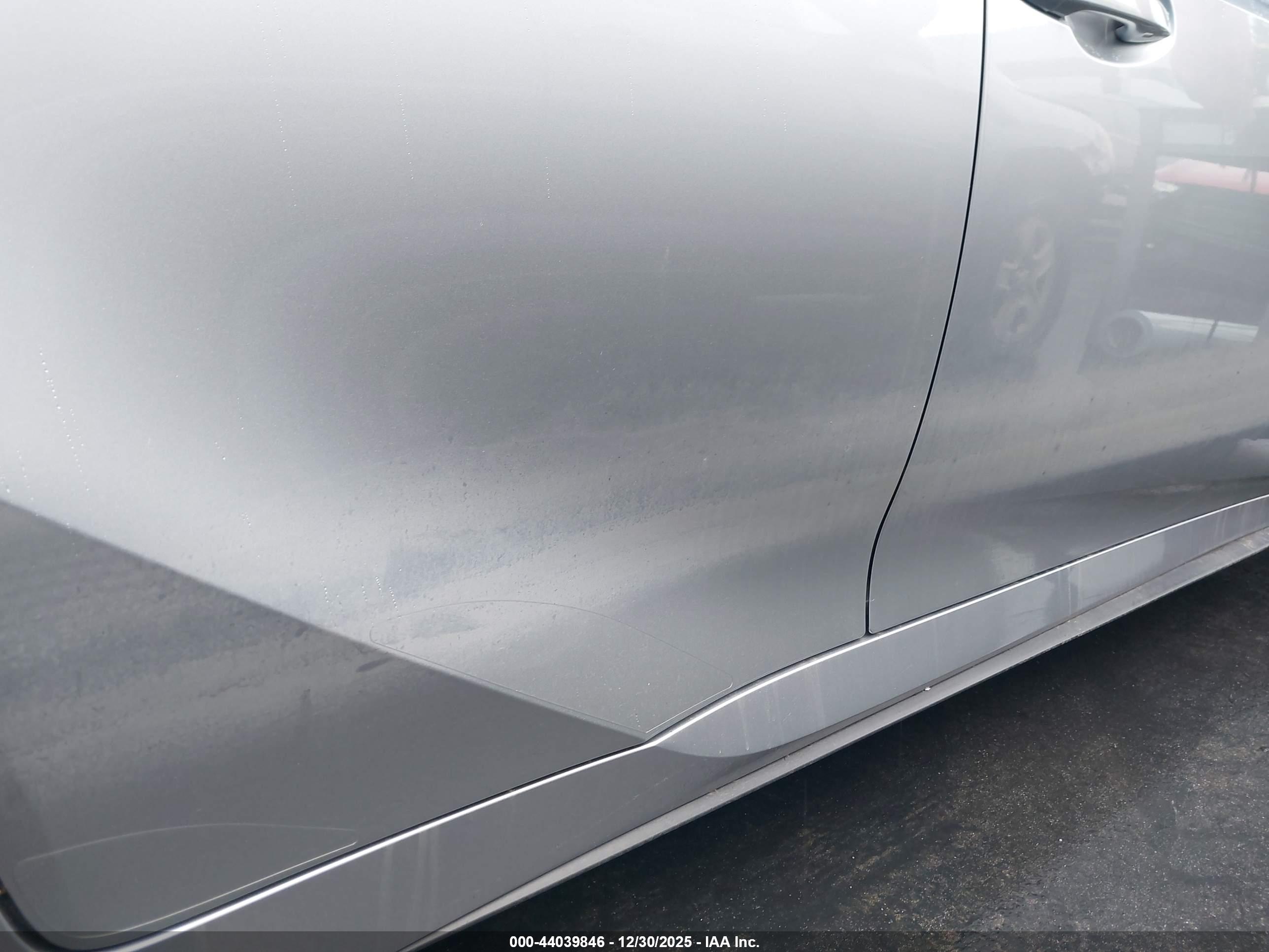 LEXUS IS image 6