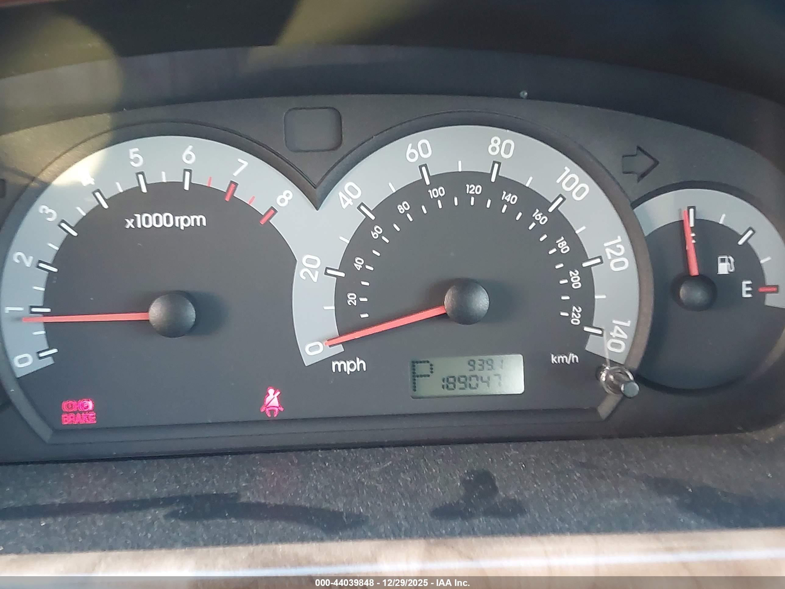HYUNDAI ELANTRA image 7