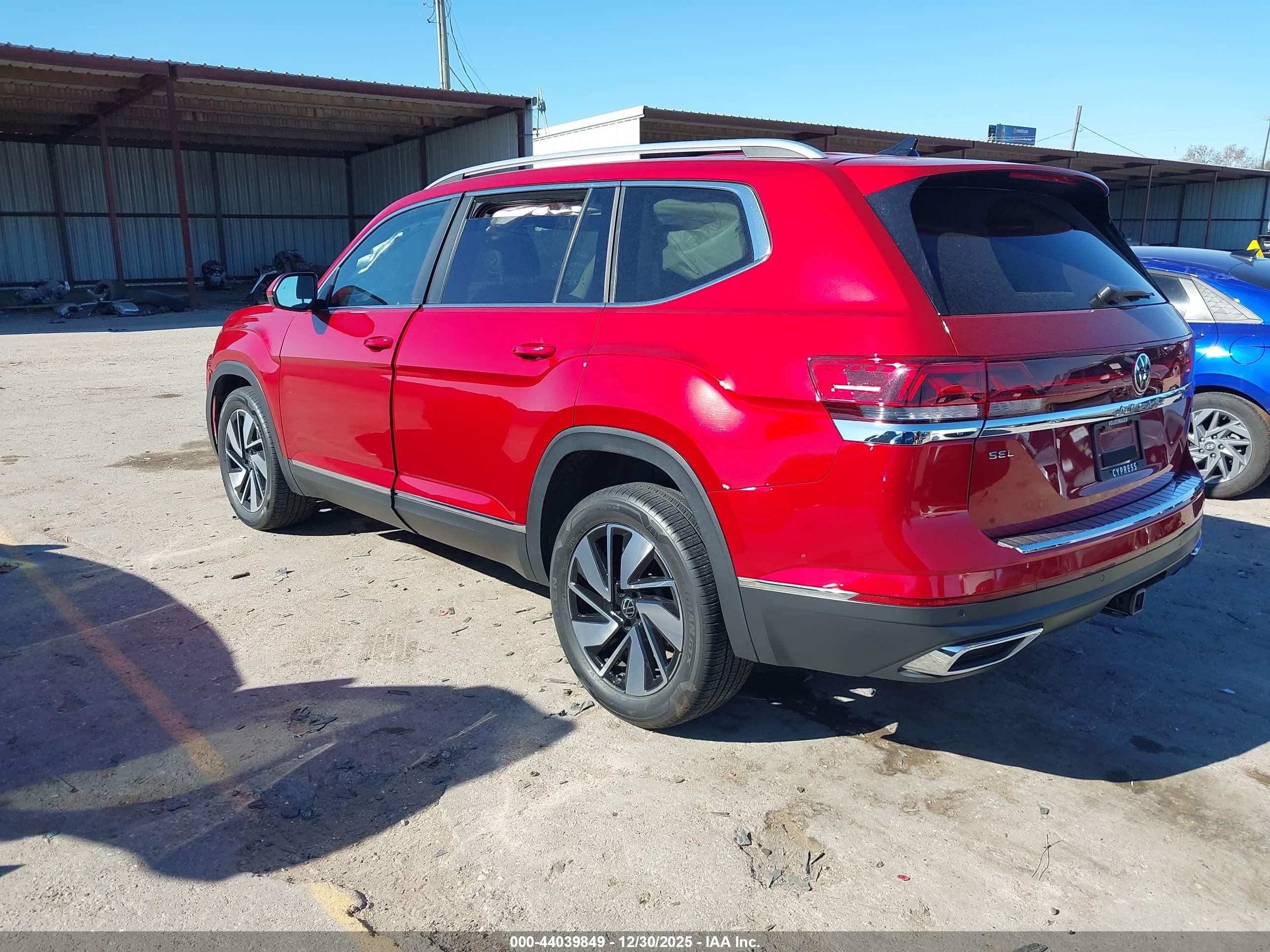 VOLKSWAGEN ATLAS image 3