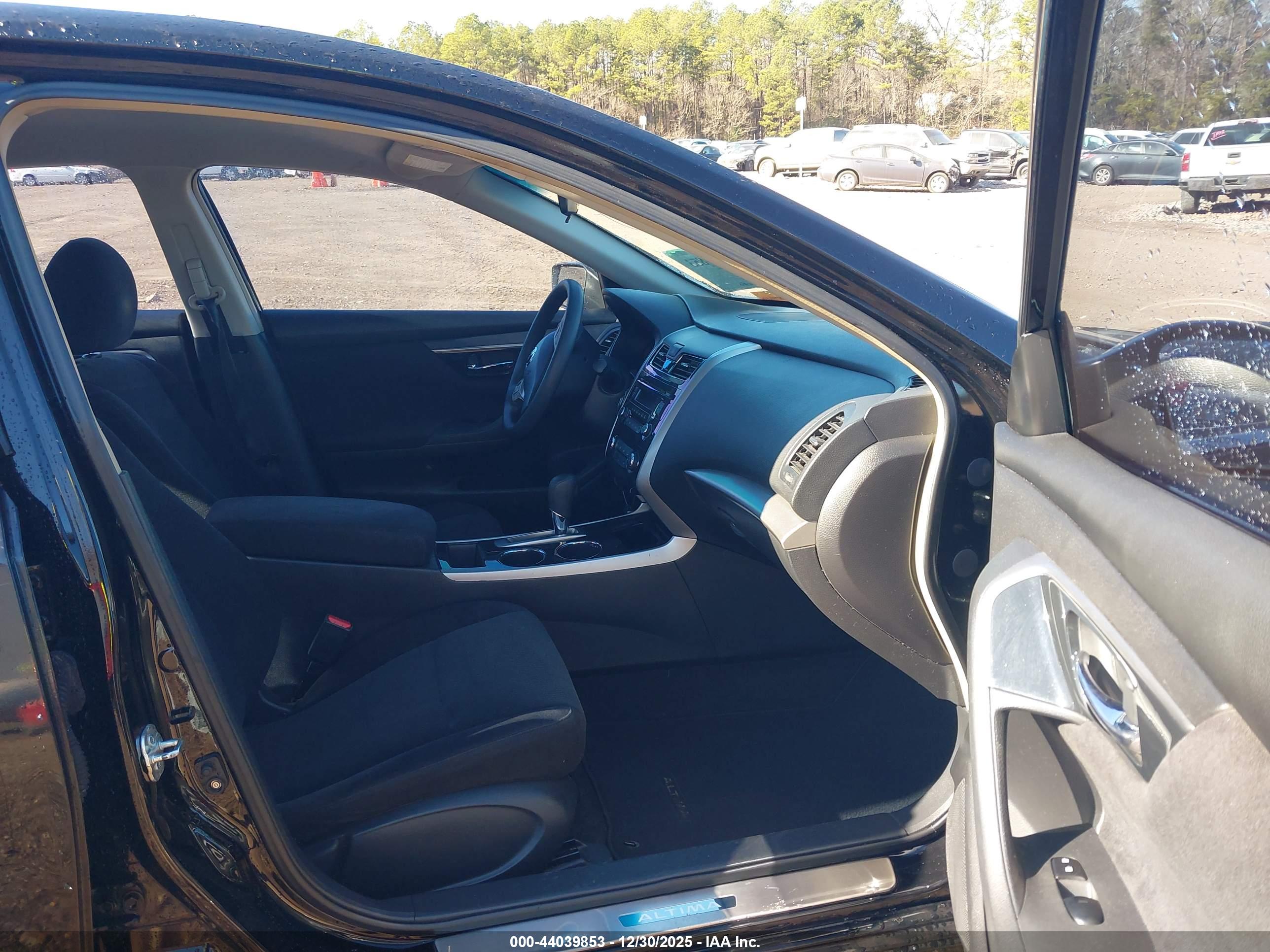 NISSAN ALTIMA image 5