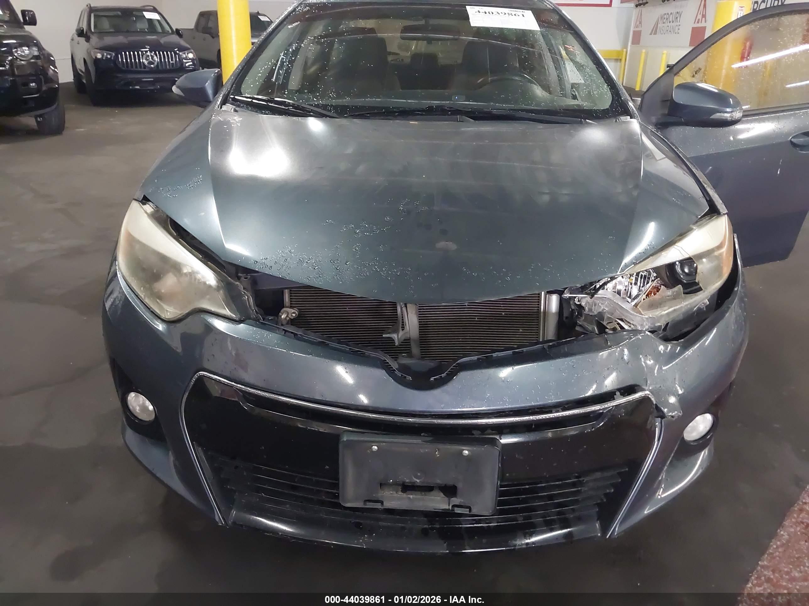 TOYOTA COROLLA image 10