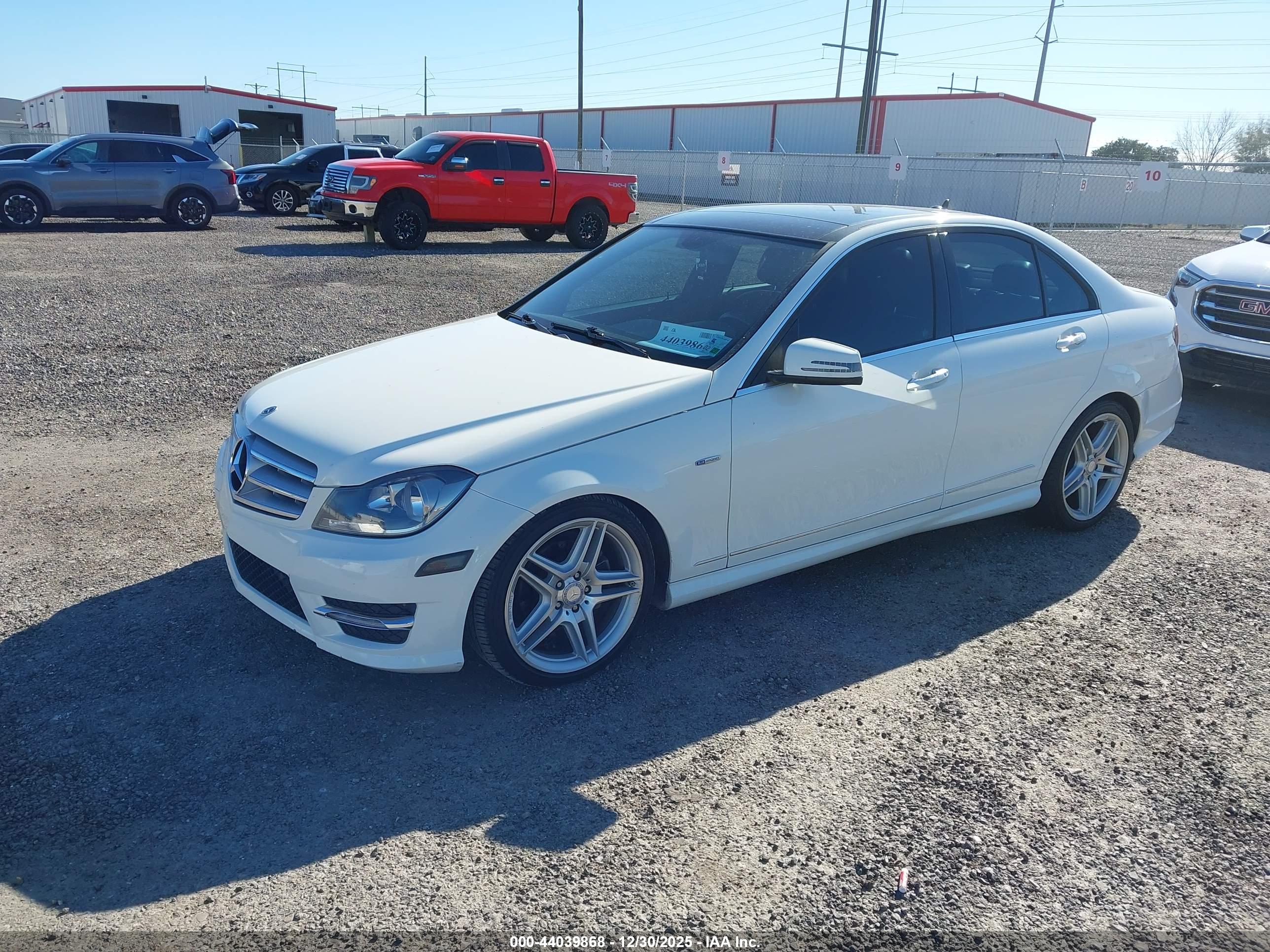 MERCEDES-BENZ C image 2